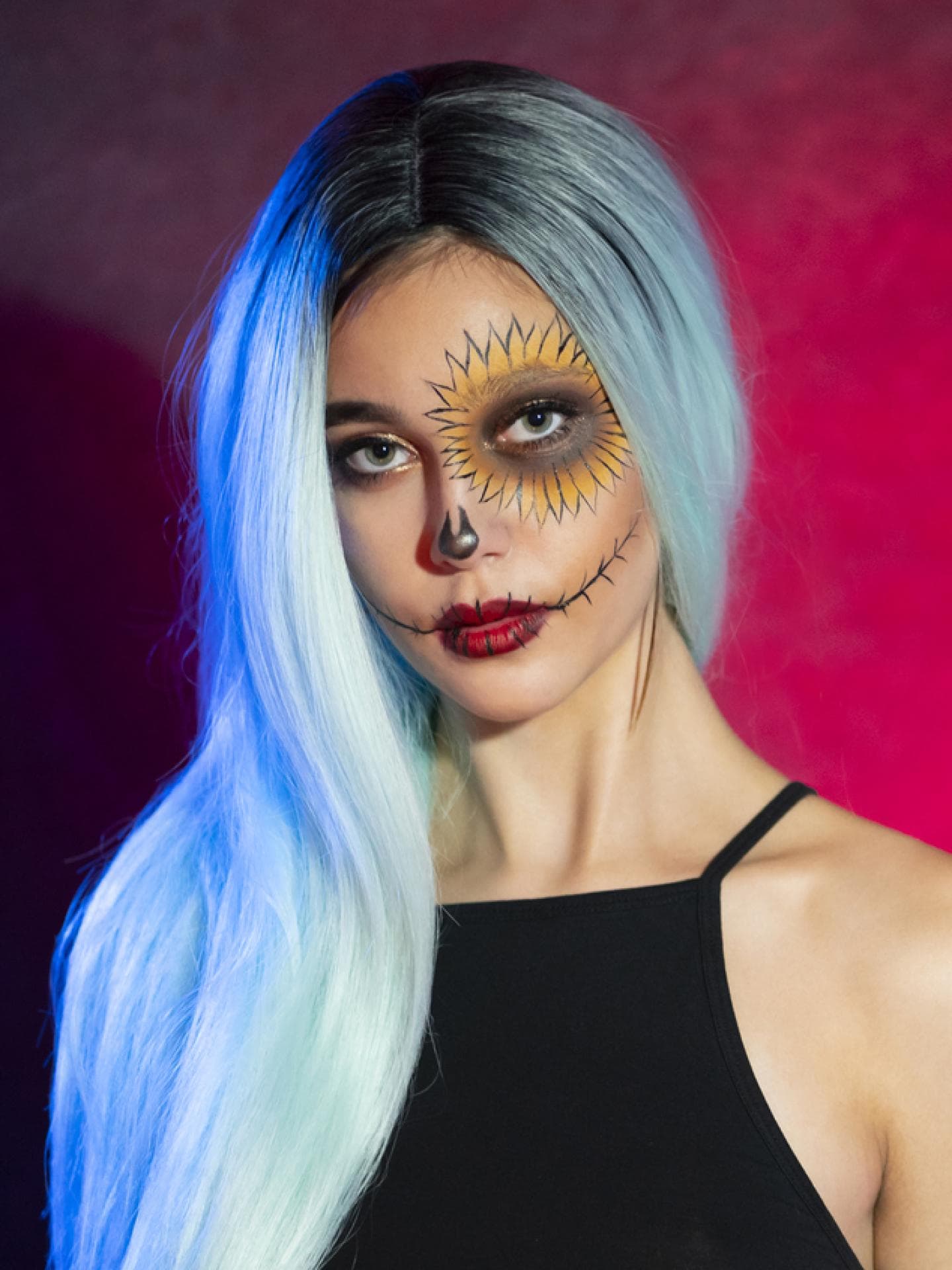 Frau mit Halloween Make up