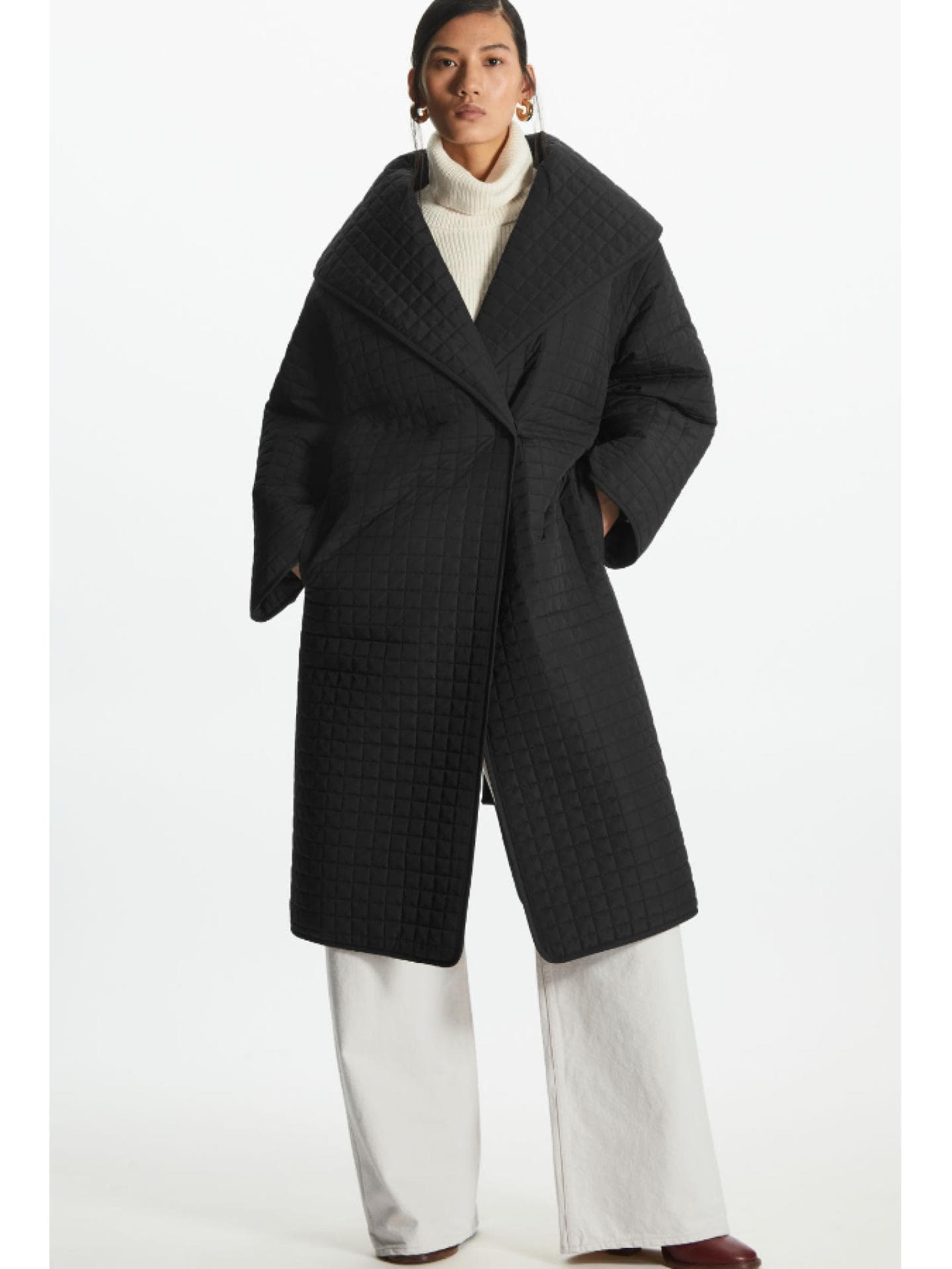Langer Steppmantel von COS