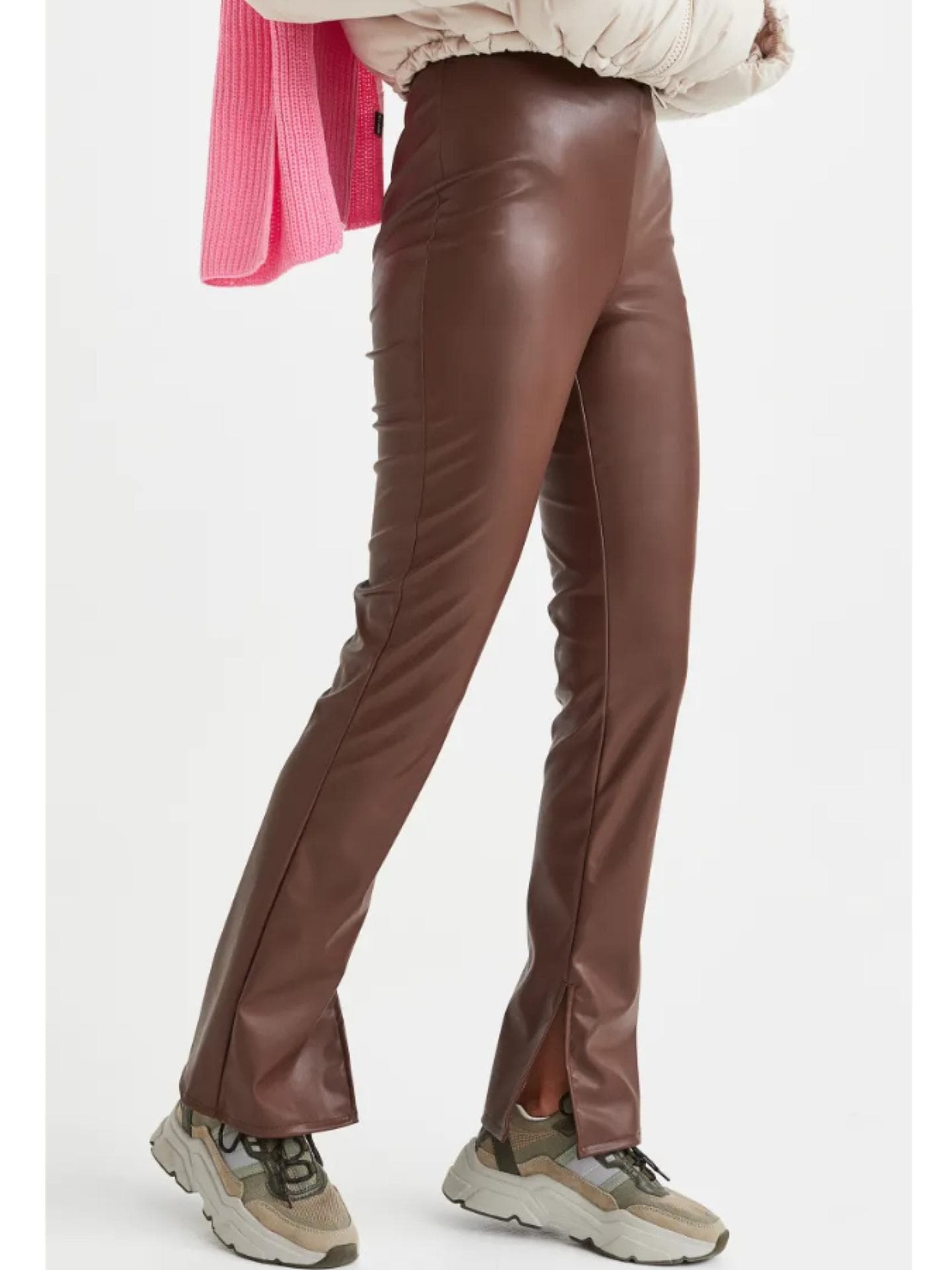Ausgestellte Leggings