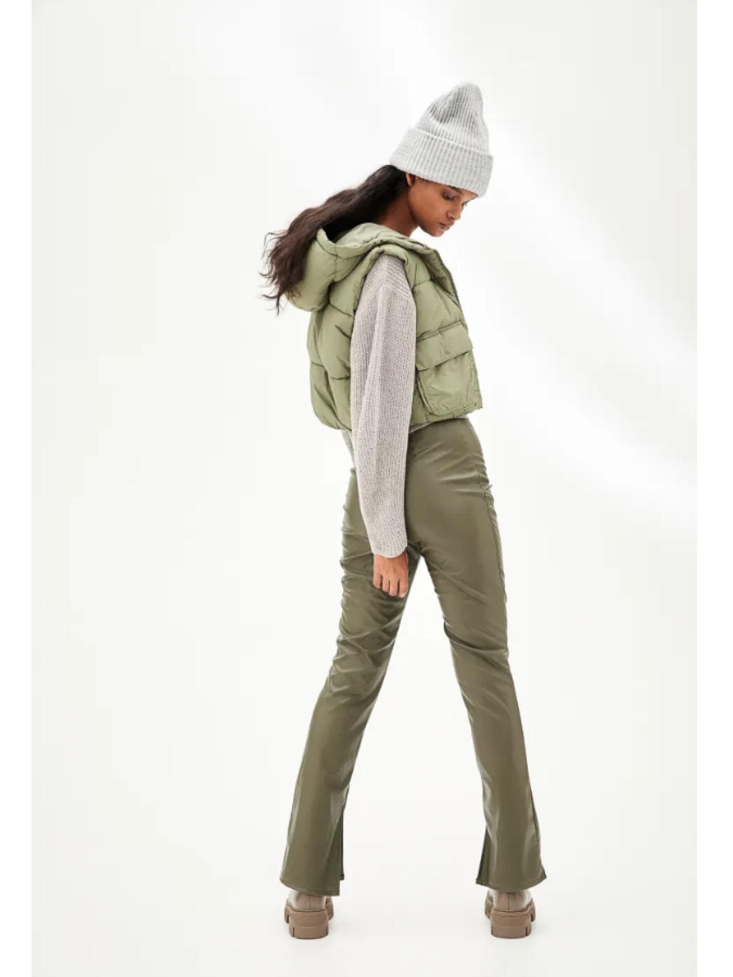 Ausgestellte Leggings