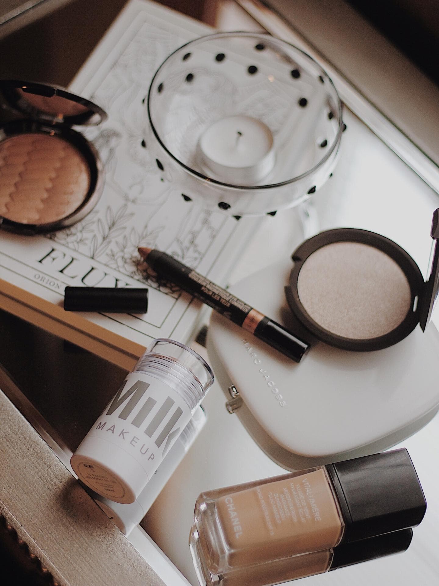 Foundation und Make-up