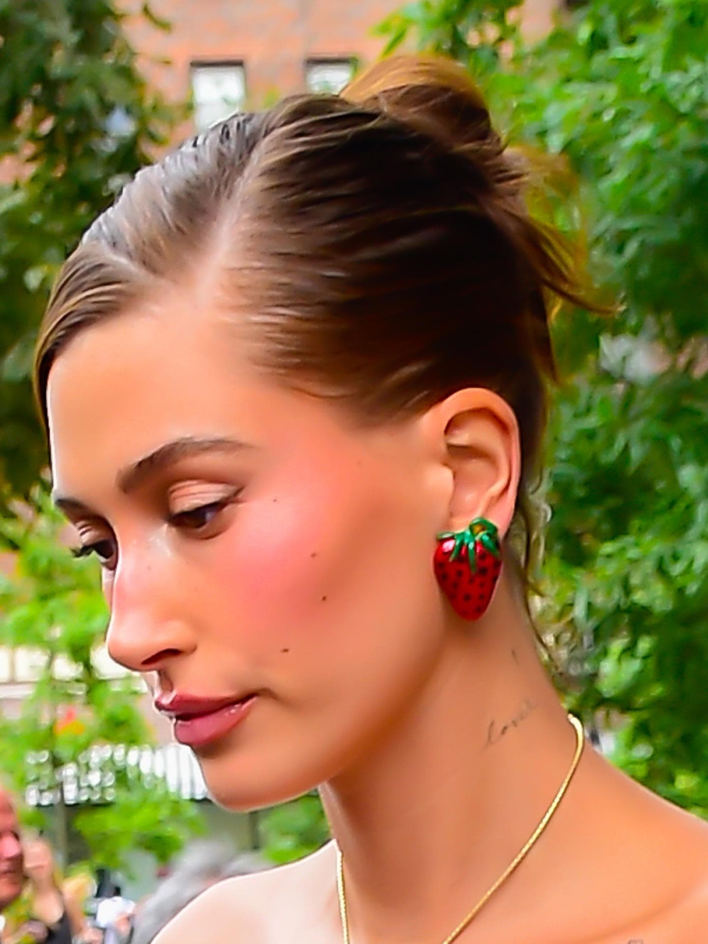 Hailey Bieber Cowboy Copper
