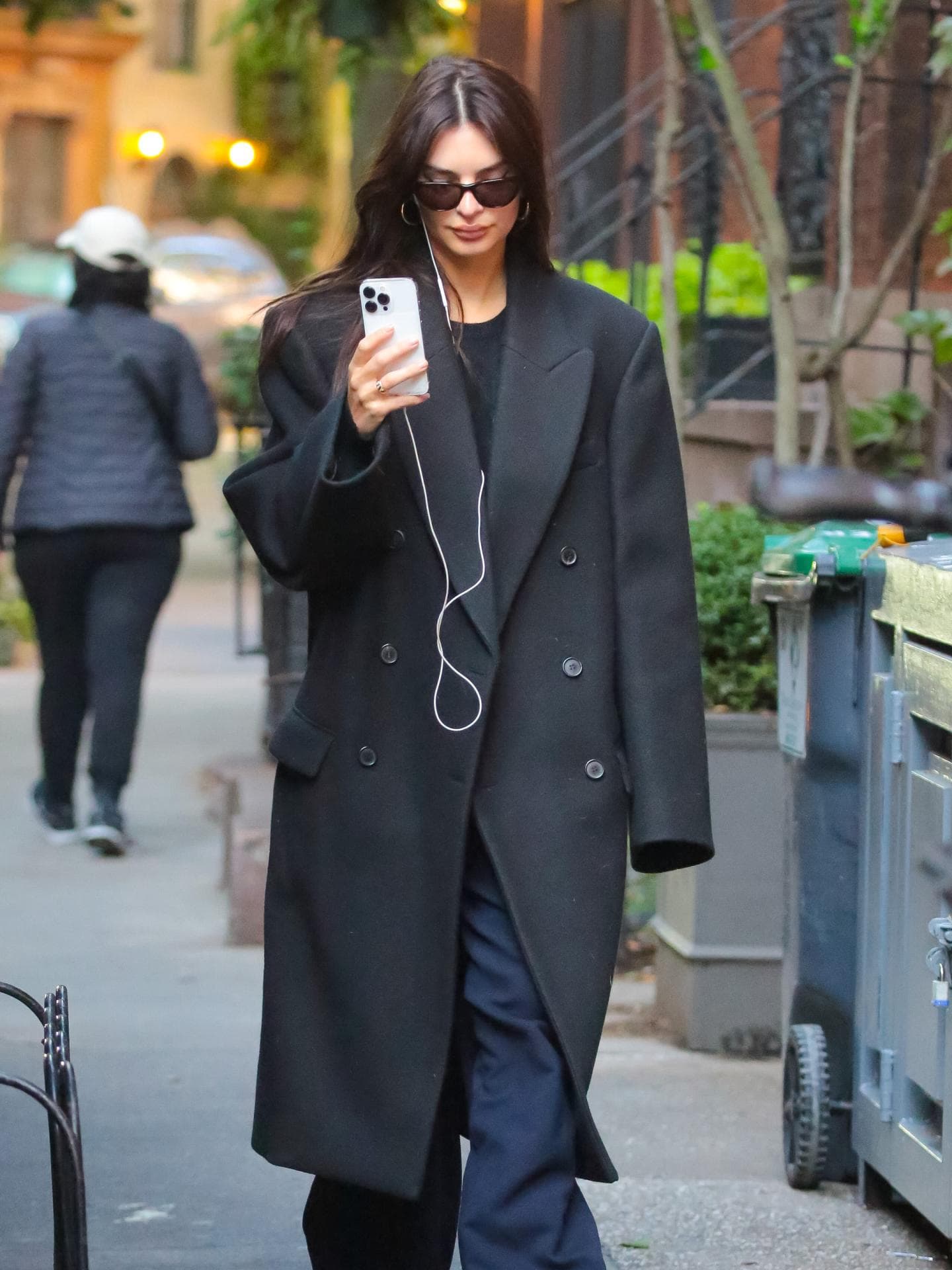 Emily Ratajkowski