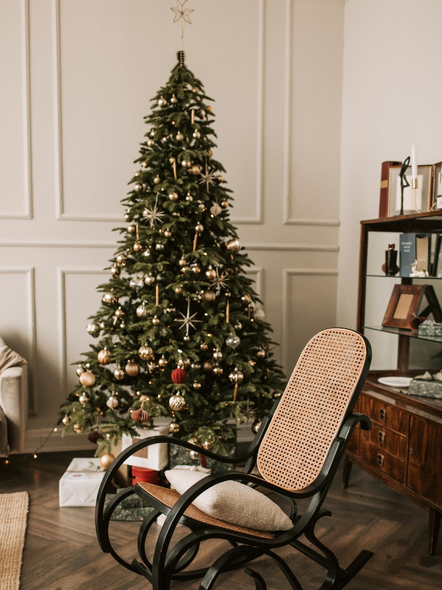 geschmückter Tannenbaum 