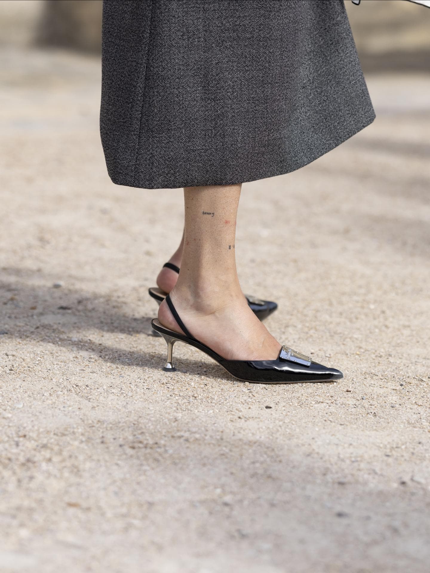 Heels mit spitzer Zehenpartie und dünnem Absatz