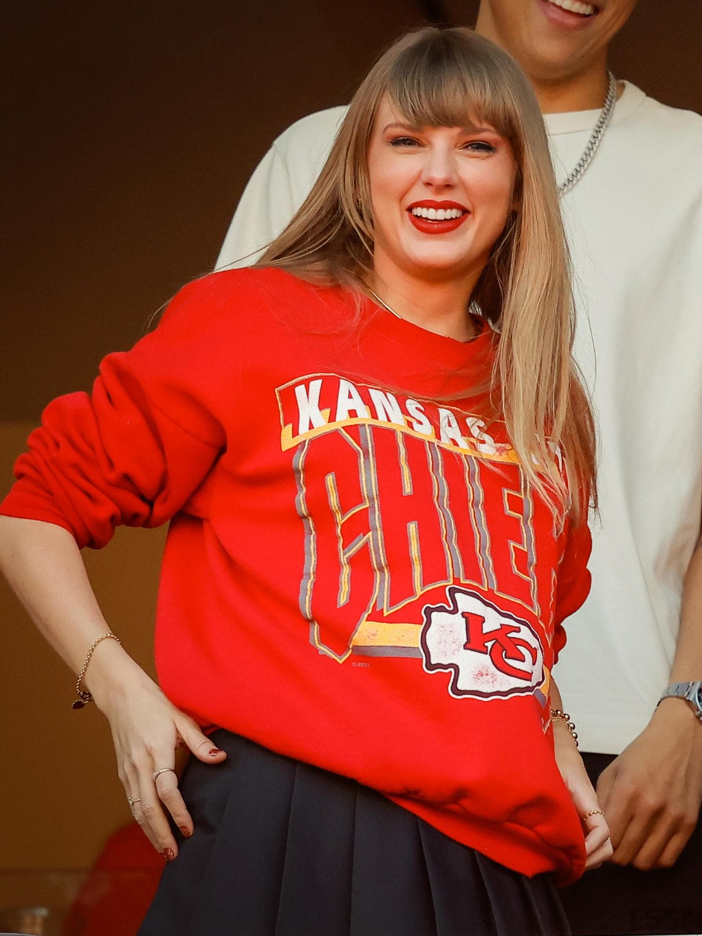 Taylor Swift mit Kansas Pullover Taylor Swift mit Kansas Pullover