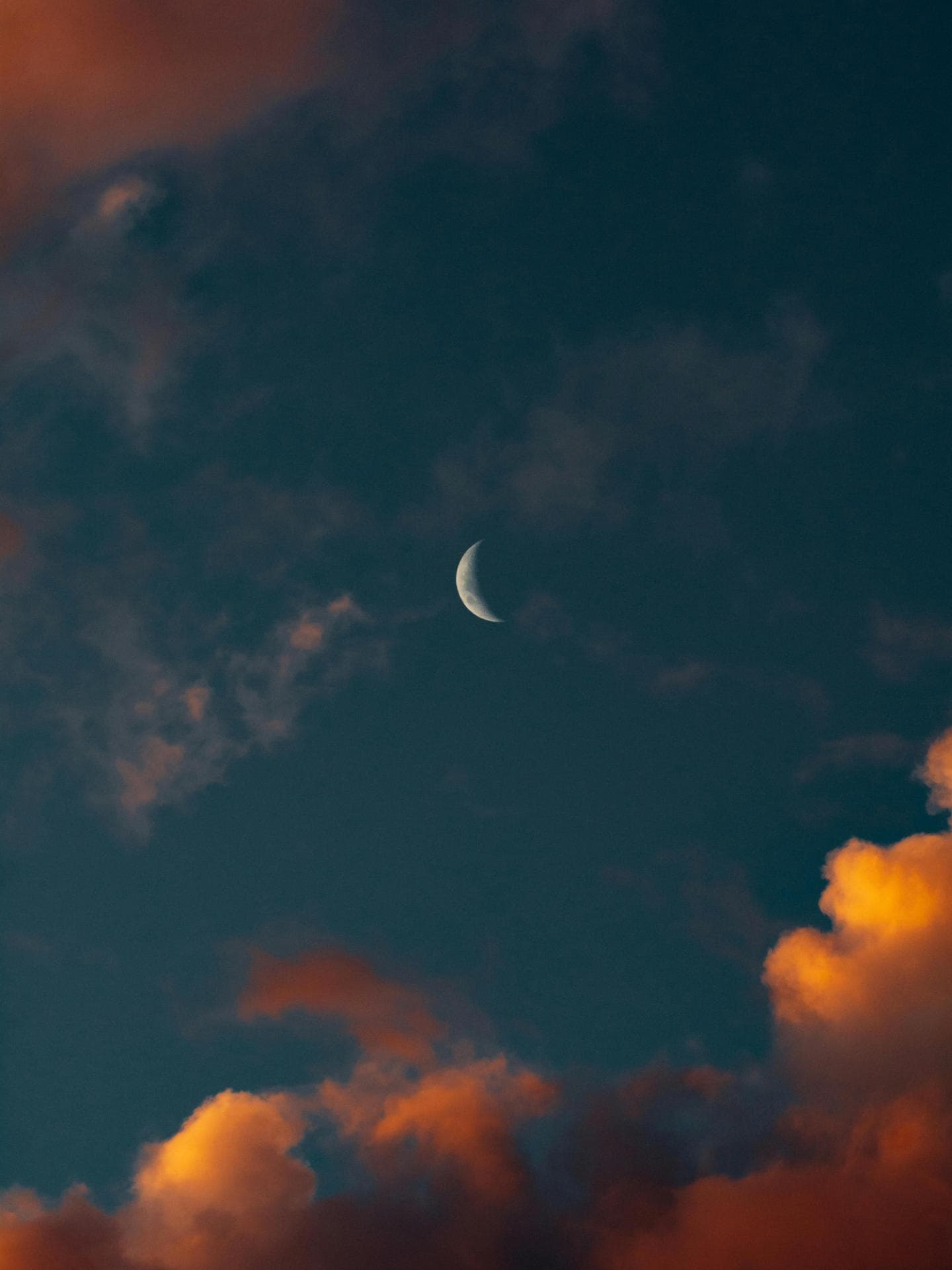 Pech-Sternzeichen der Woche Mond am Himmel