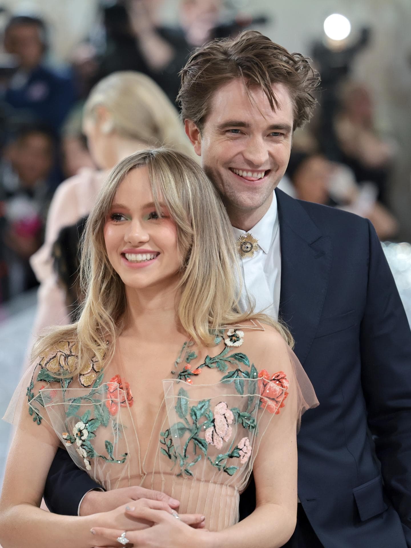 Robert Pattinson und Suki Waterhouse Robert Pattinson und Suki Waterhouse