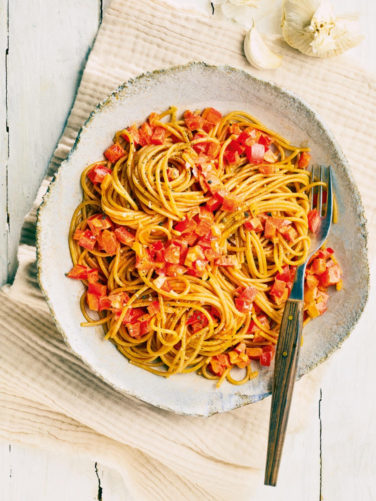 Spaghetti mit Paprikasauce Spaghetti mit Paprikasauce