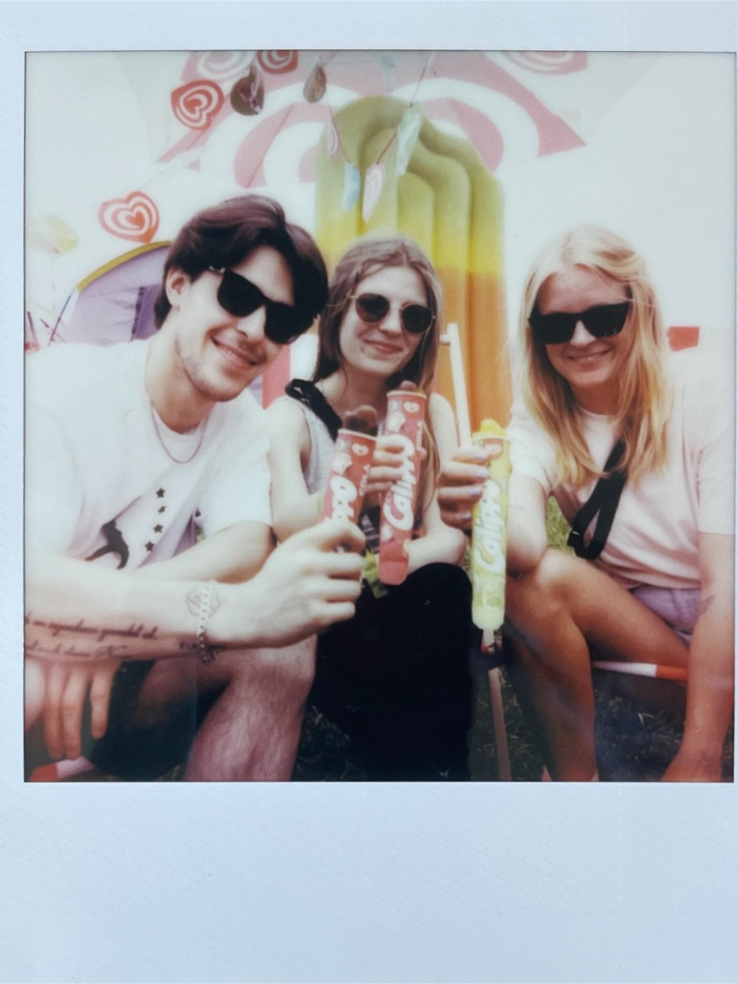 Cheers! Auf diesen Sommer stoßen wir mit Wassereis an