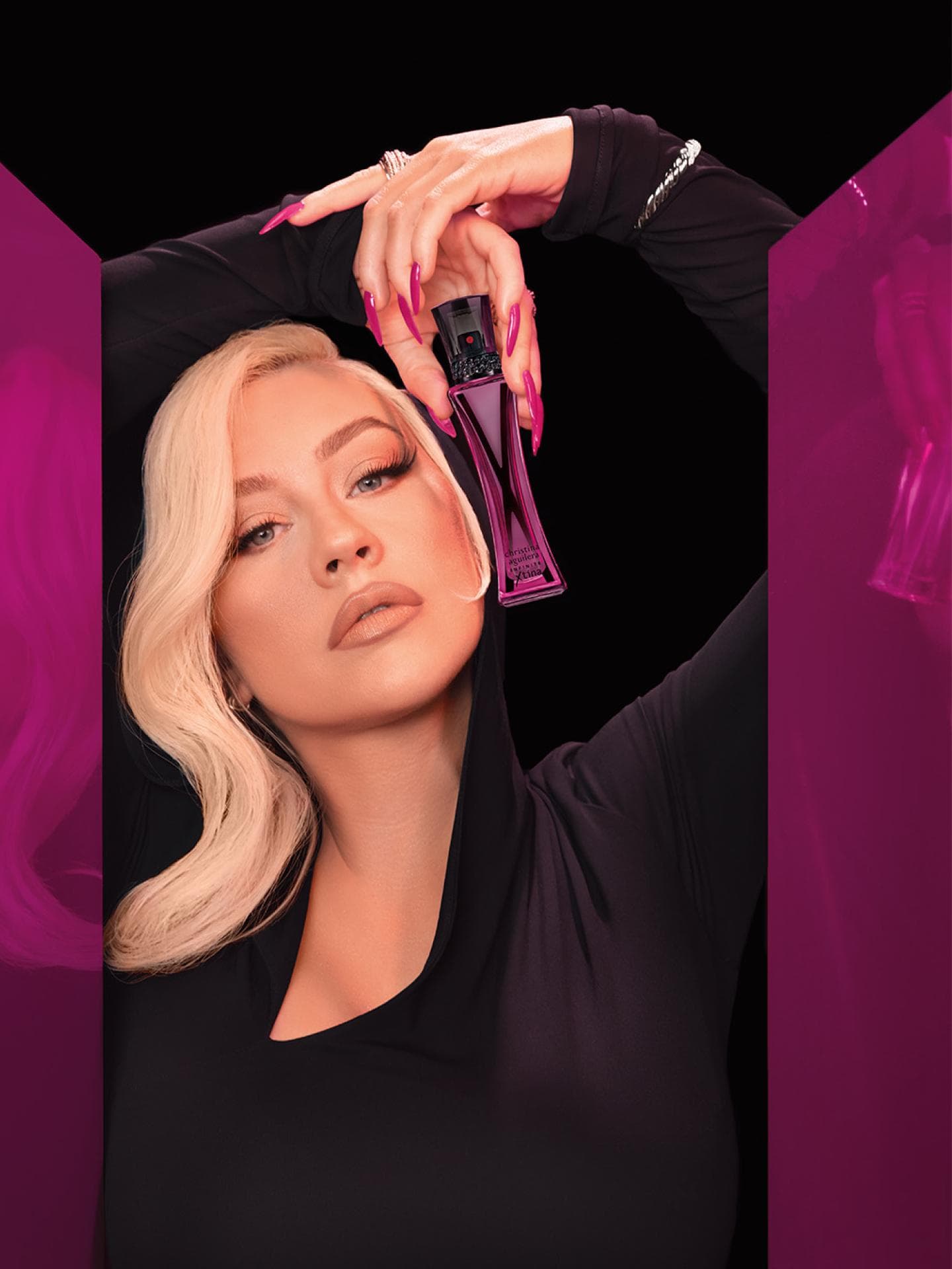 Christina Aguilera zeigt ihren neuen Duft Infinite Xtina. Christina Aguilera zeigt ihren neuen Duft Infinite Xtina.