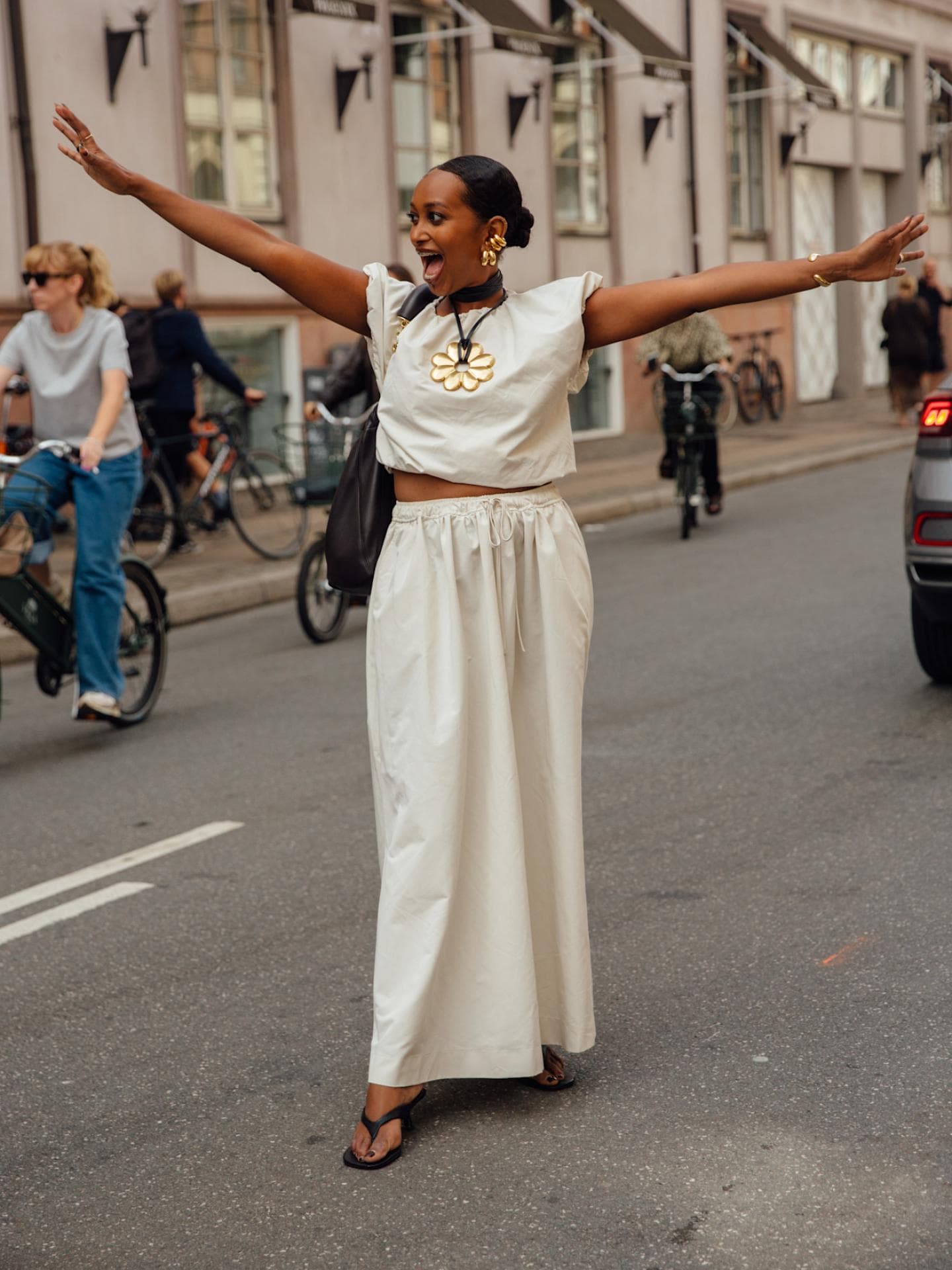 Statt Shorts + T-Shirt: Das ist die neue Sommer-Uniform der Fashionistas