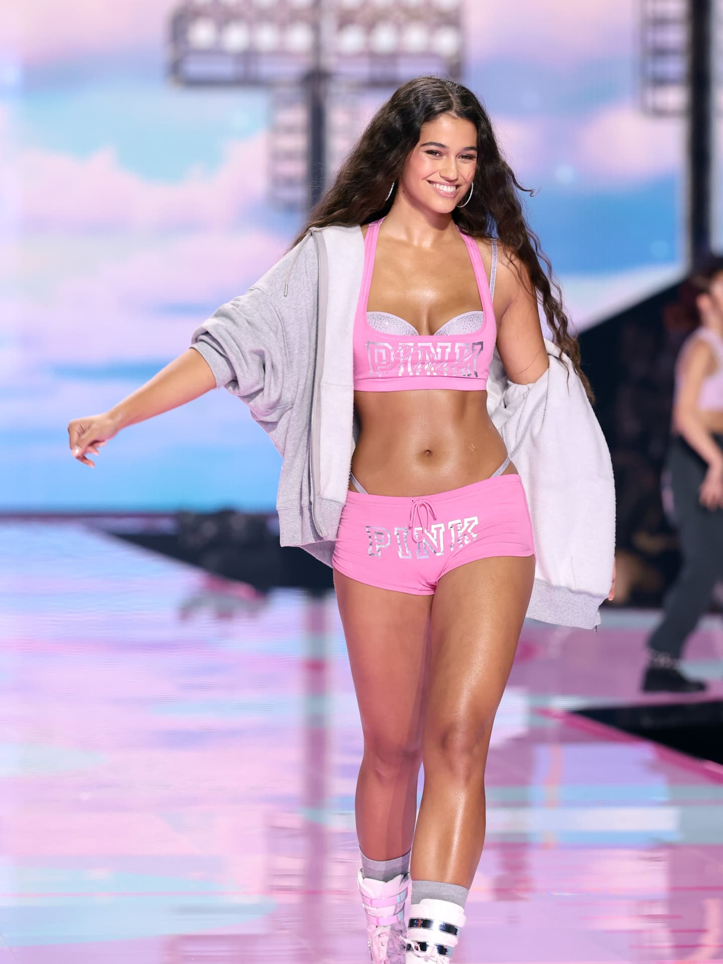 Daniella Halfon bei der Victoria's Secret Fashion Show 2025