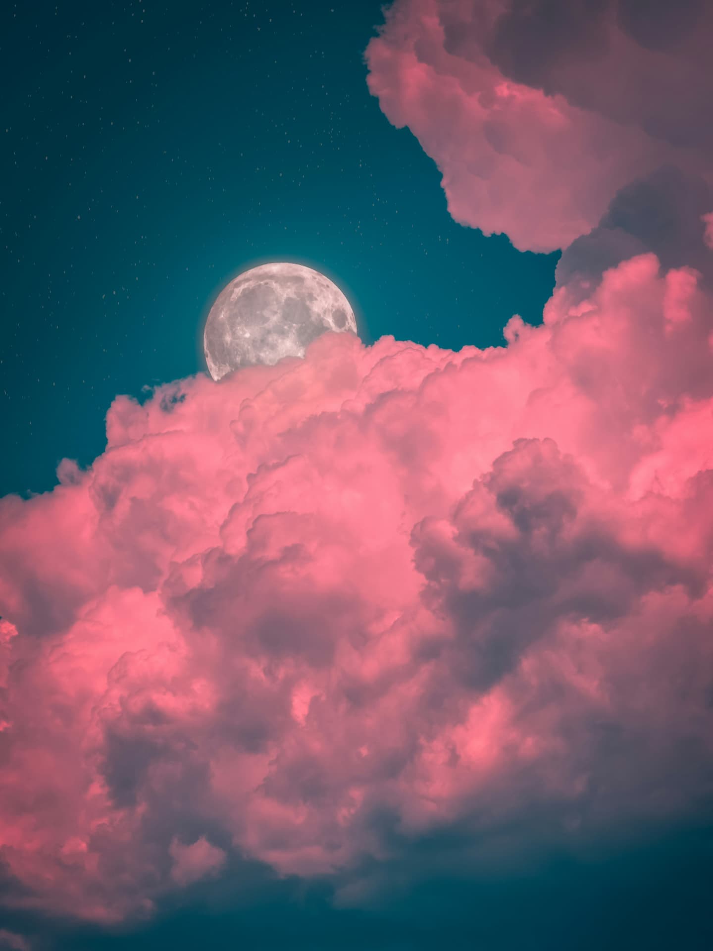 Vollmond hinter rosa Wolken Vollmond hinter rosa Wolken