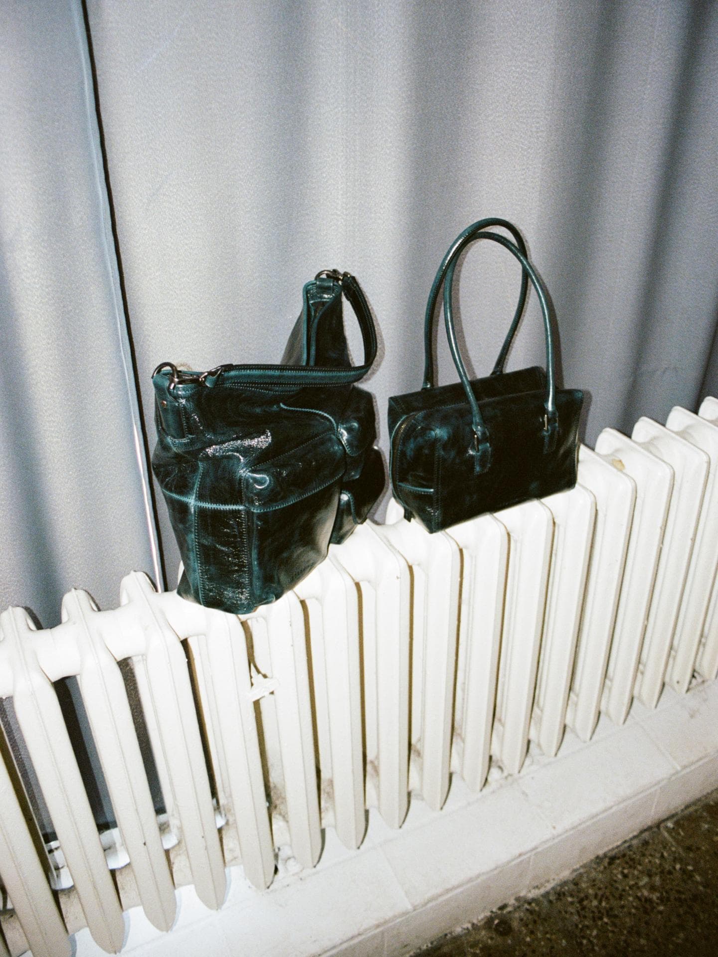 Zwei Archive Ikonen Lk 204 und Kayla Satchel S.