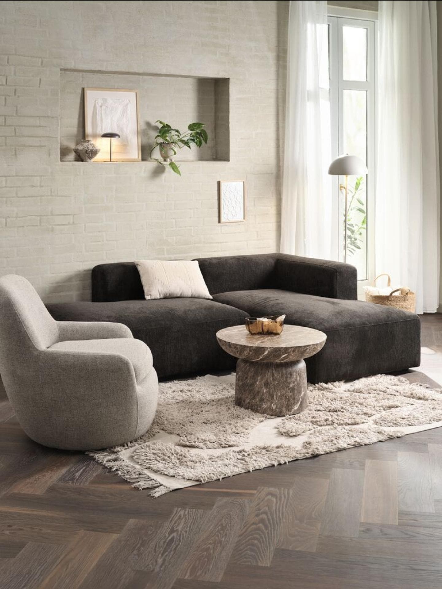 Ein Couchtisch in Marmoroptik sieht sofort luxuriös aus. Couchtisch „LYDUM“ von Jysk