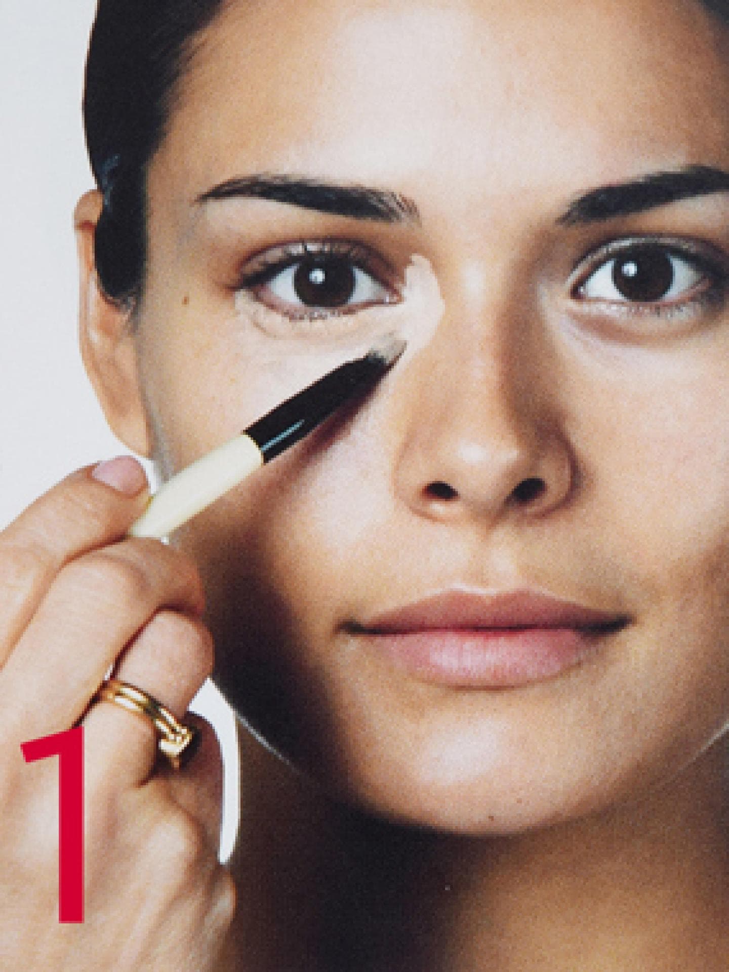Bobbi-Brown-Look-Vorbereitung-Step-1-400x380