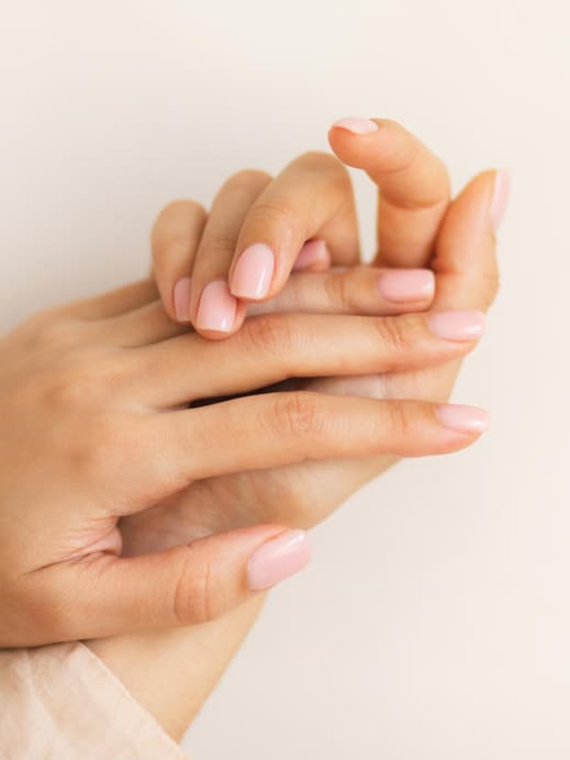 BB Cream Nails: Gepflegte Nägel mit Nagellack