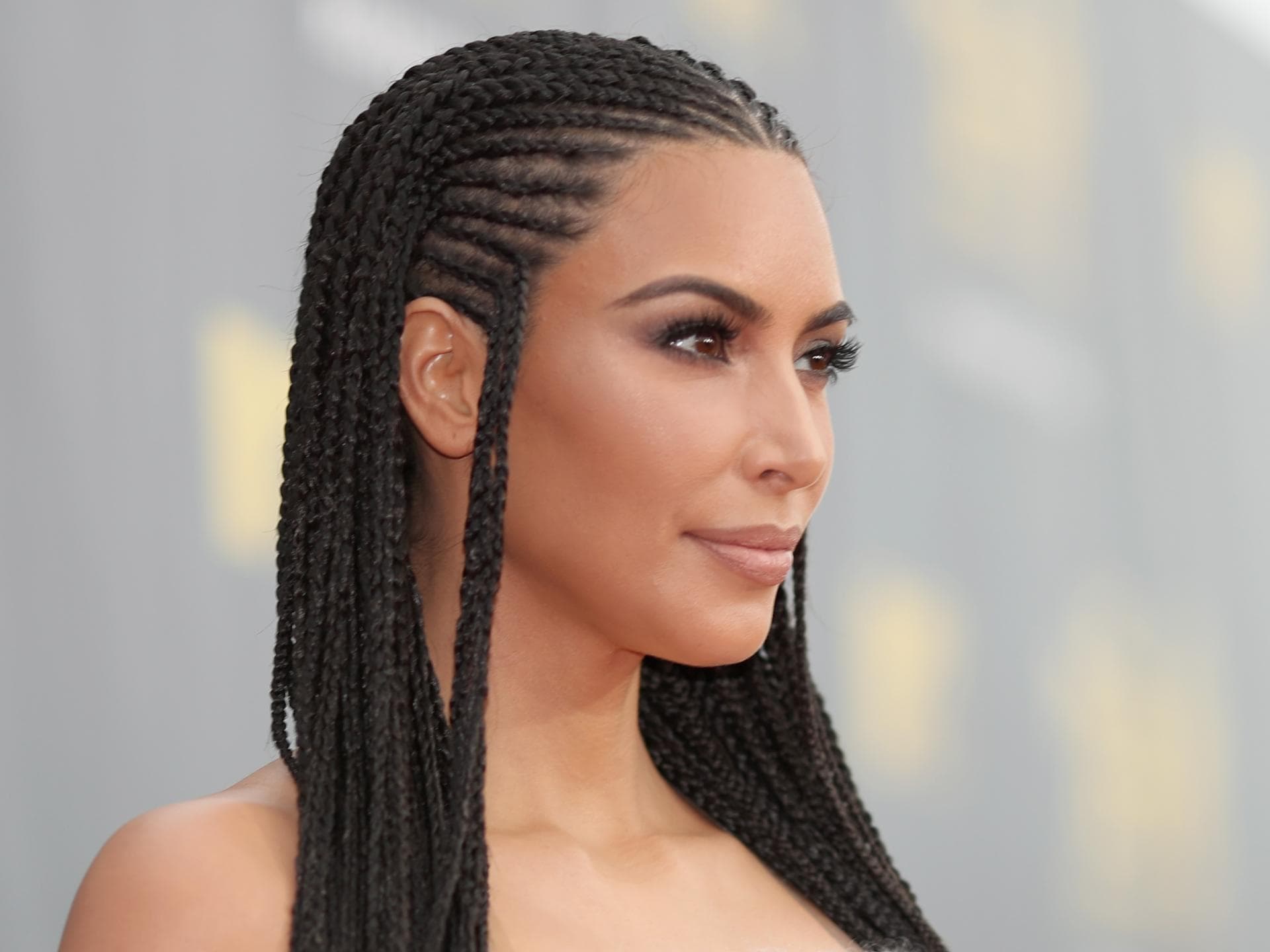 Kim Kardashian Flechtfrisur
