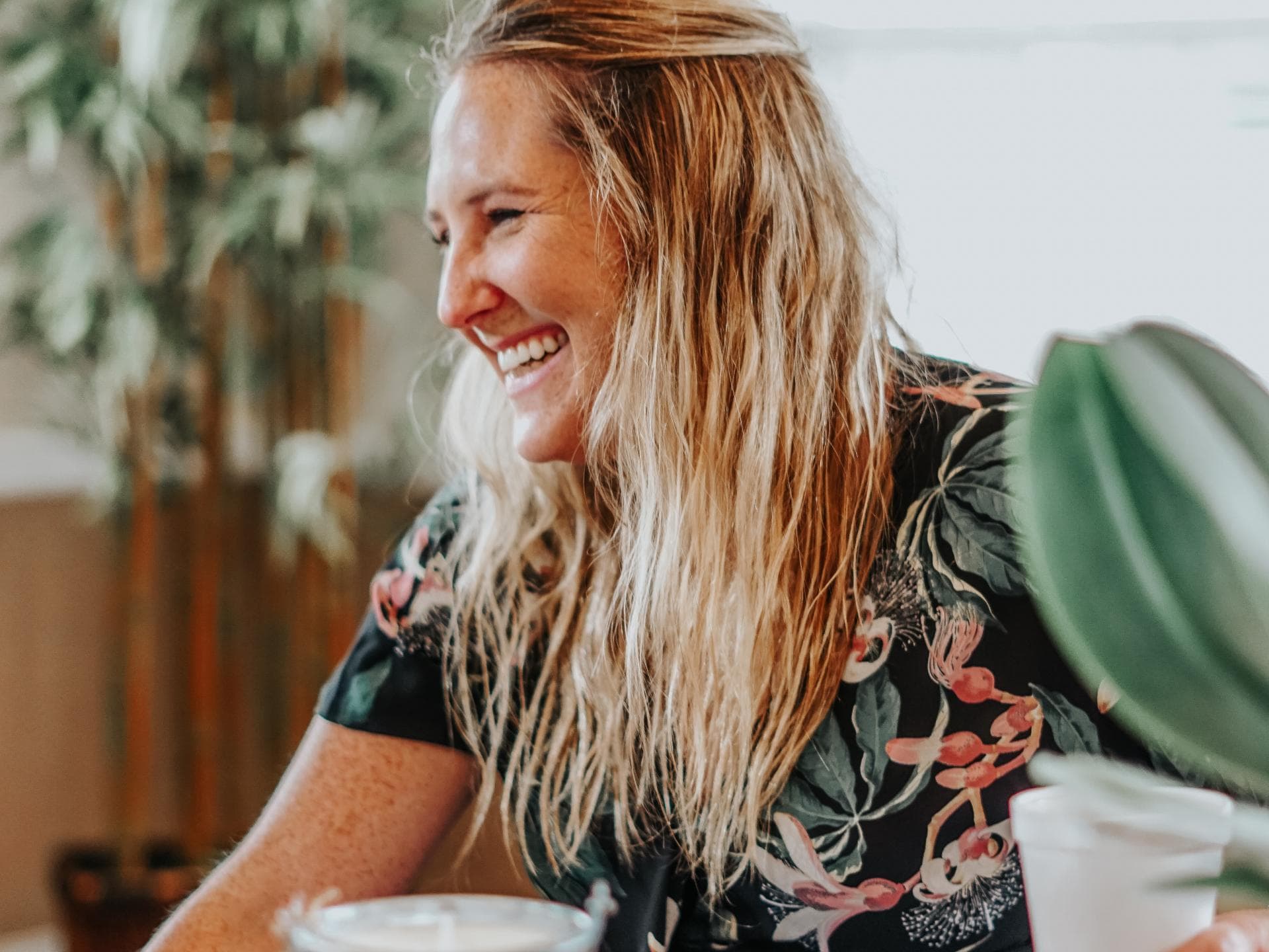 Horoskop Thema: Frau lacht