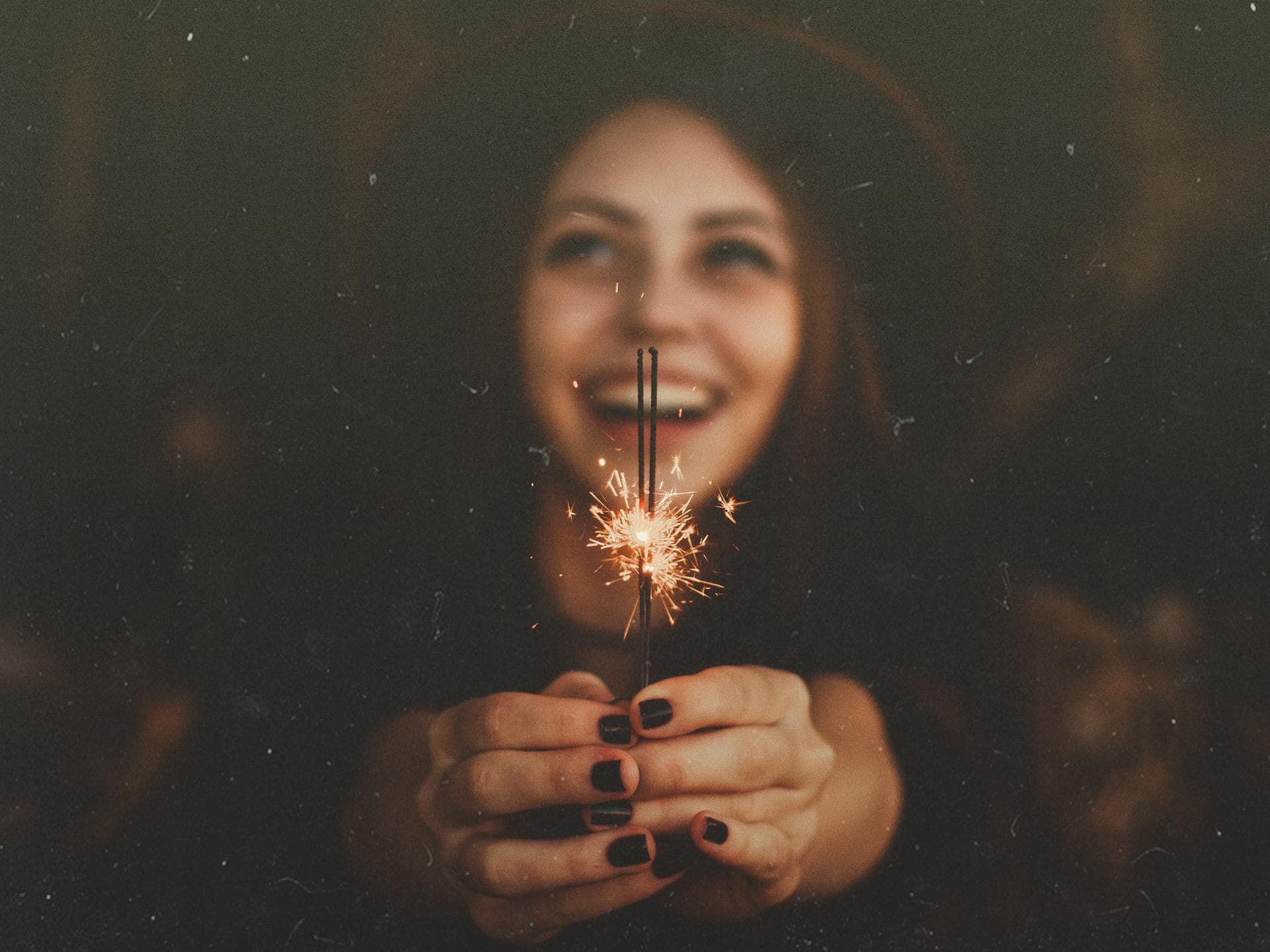 Horoskop Thema: Frau mit Wunderkerze