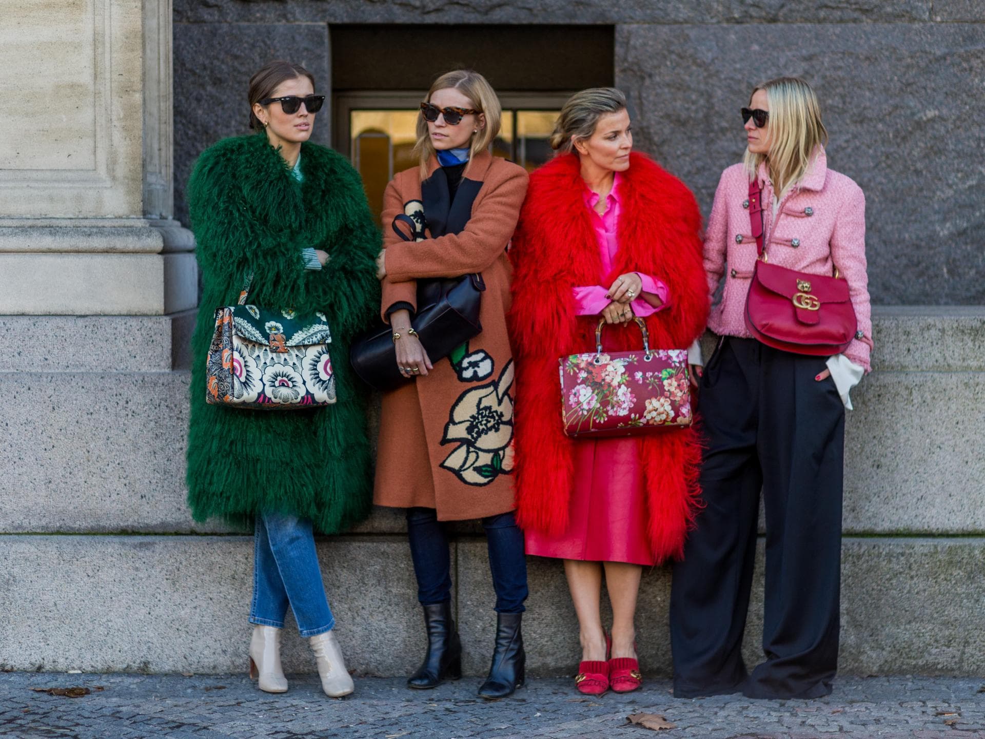 About You Rabattaktion 25% auf Schuhe Bloggerinnen mit auffälligen Mänteln