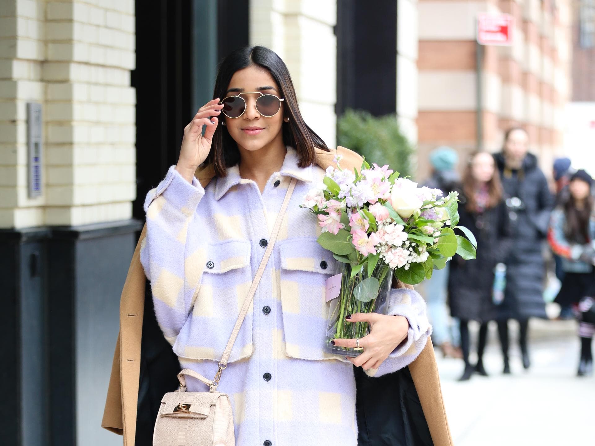 Frühlings-Trend Zara Streetstyle Fashion Week