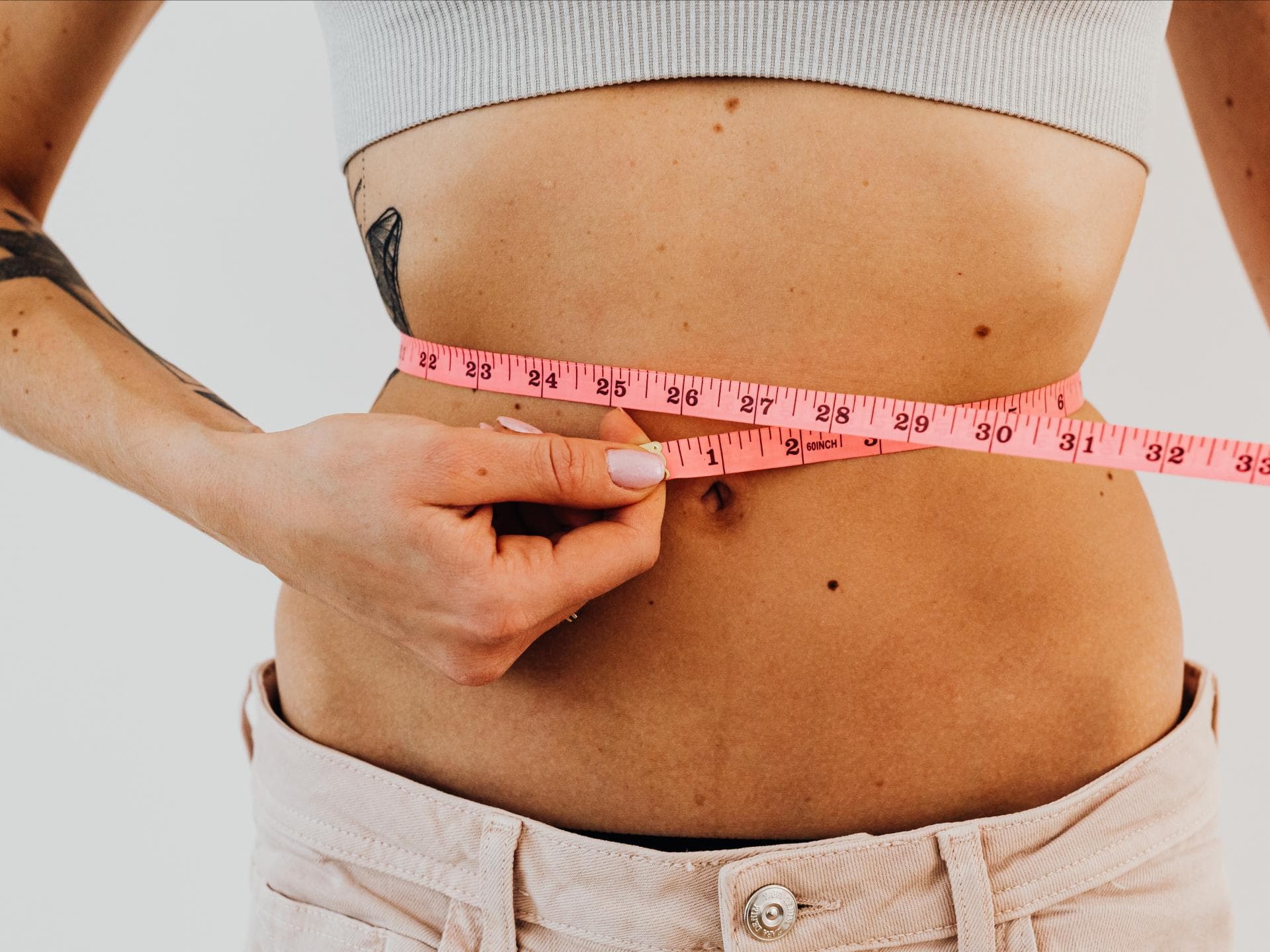 Bauch mit Maßband