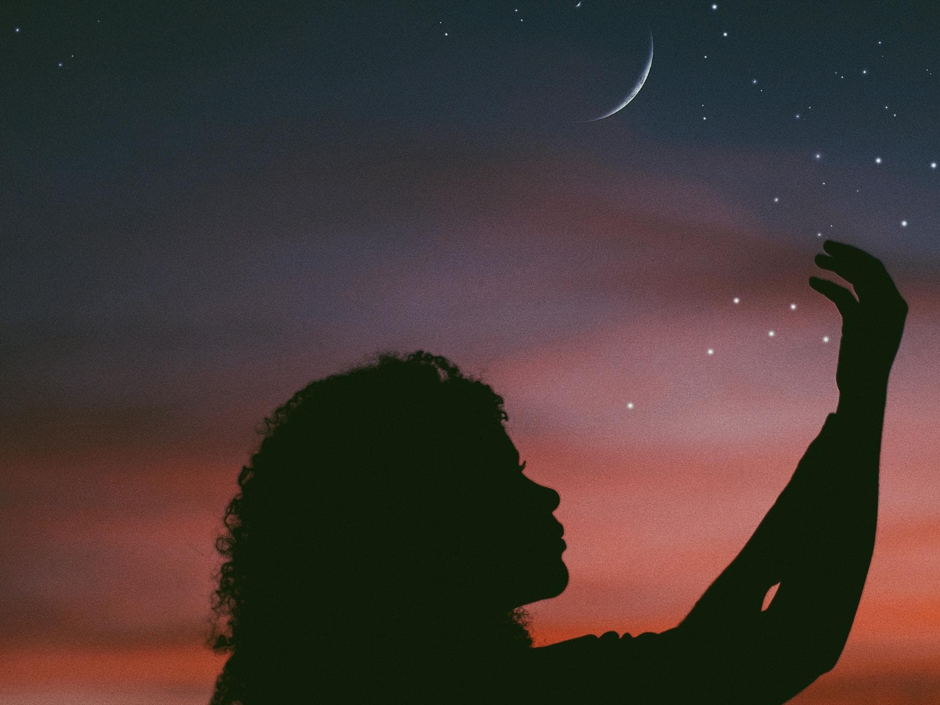 Horoskop Thema: Neumond Horoskop Thema: Schatten einer Frau vor einer Mondsichel