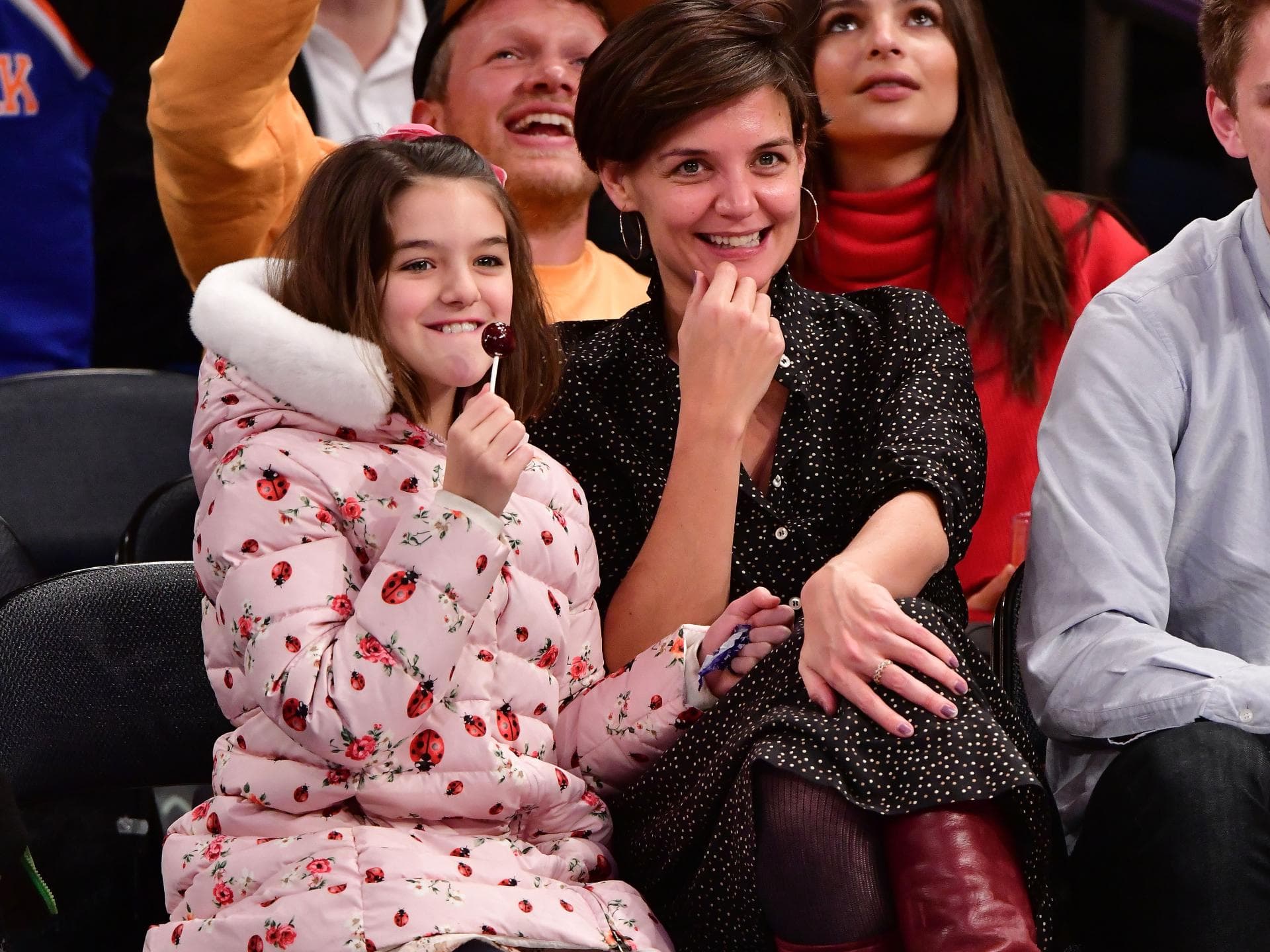 Suri Cruise und Katie Holmes Suri Cruise und Katie Holmes