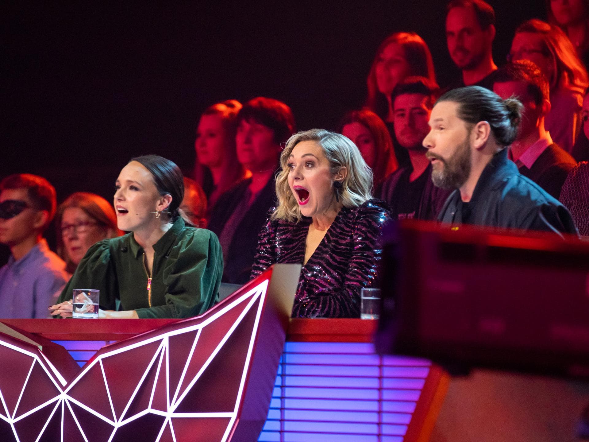 The Masked Singer vierte Staffel Caroline Kebekus, Ruth Moschner, Rea Garvey bei The Masked Singer