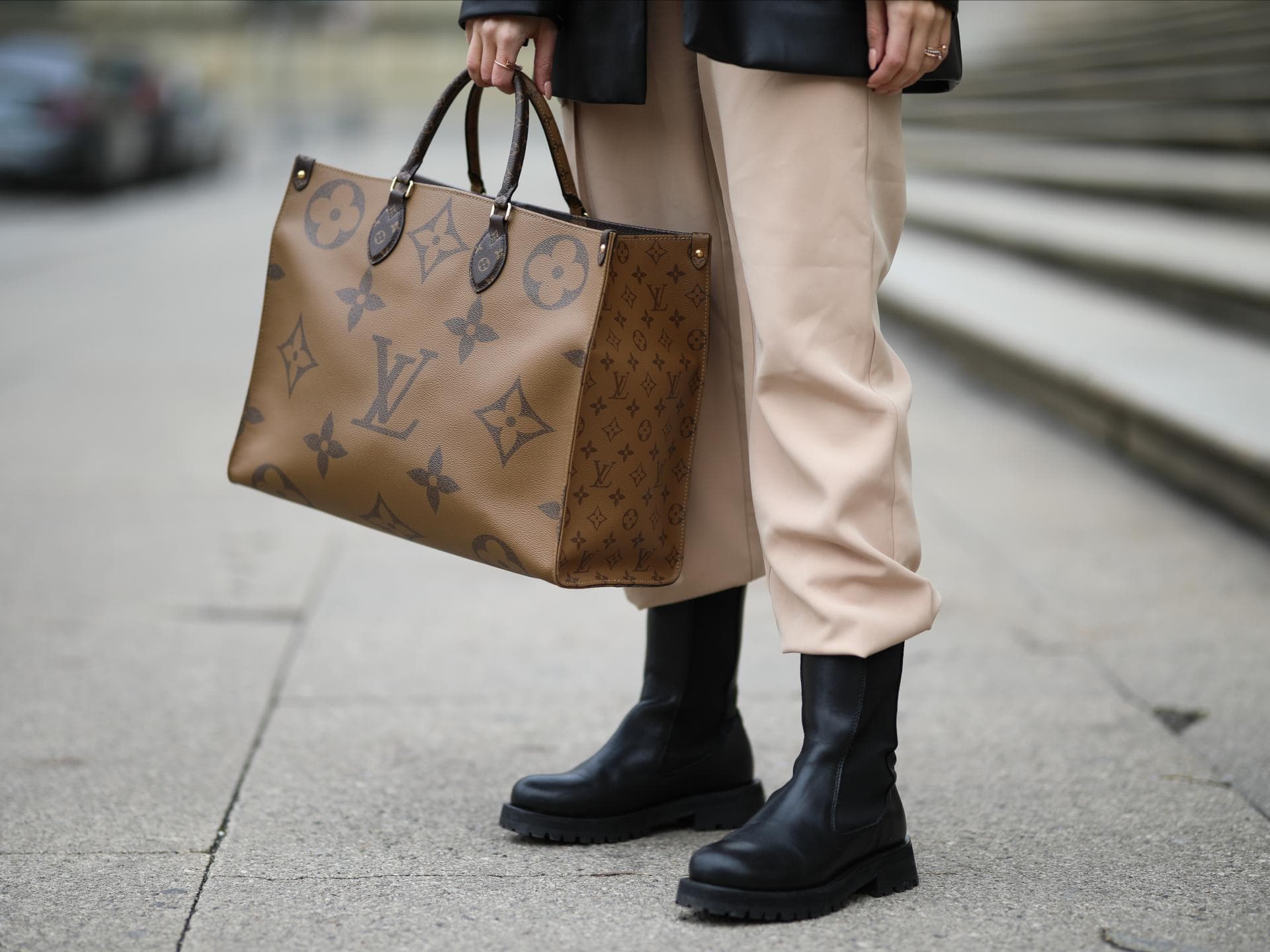Chunky Chelsea Boots 