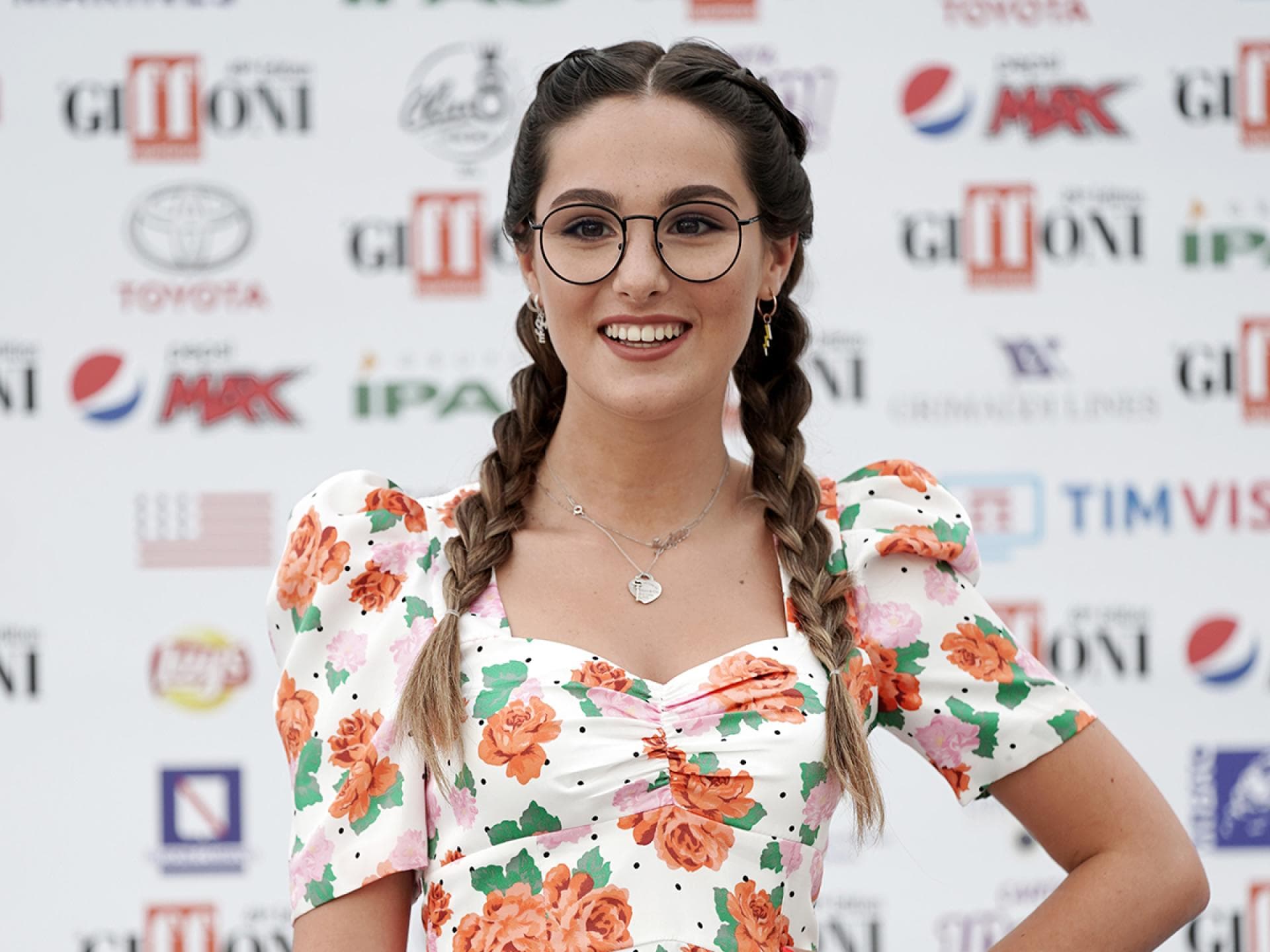 Sofia Dalle Rive mit Brille