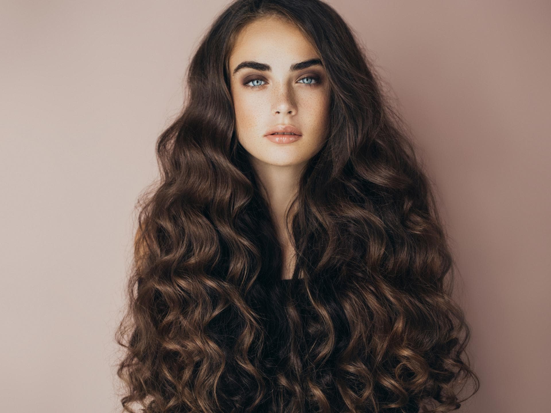 Beach Waves mit diesem Tool – laut Friseuren Beach Waves mit diesem Tool – laut Friseuren