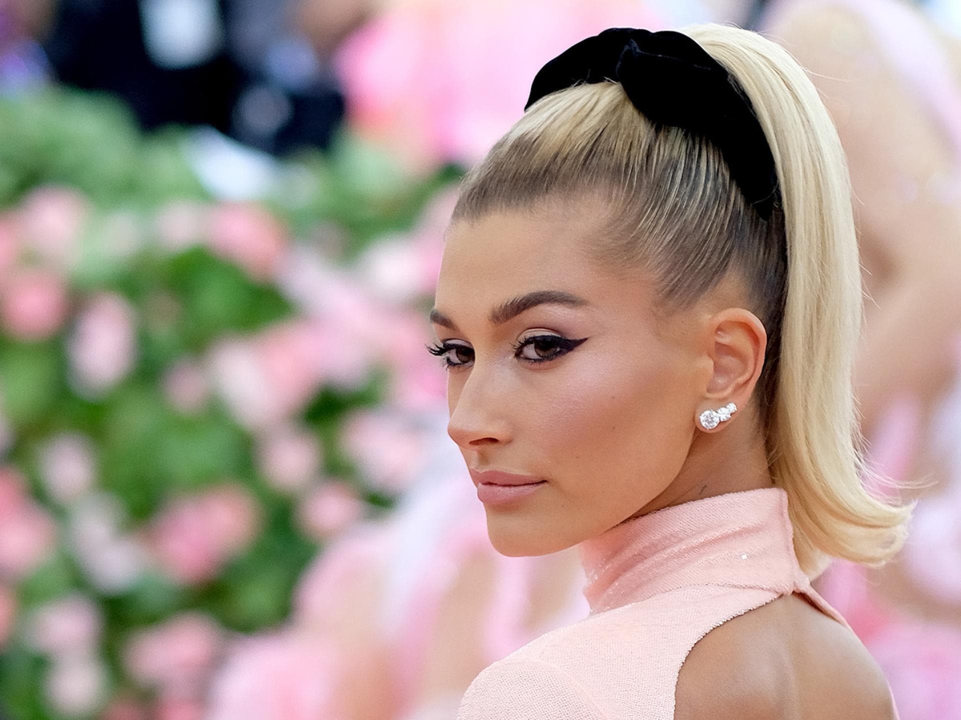 Hailey Bieber Hailey Bieber