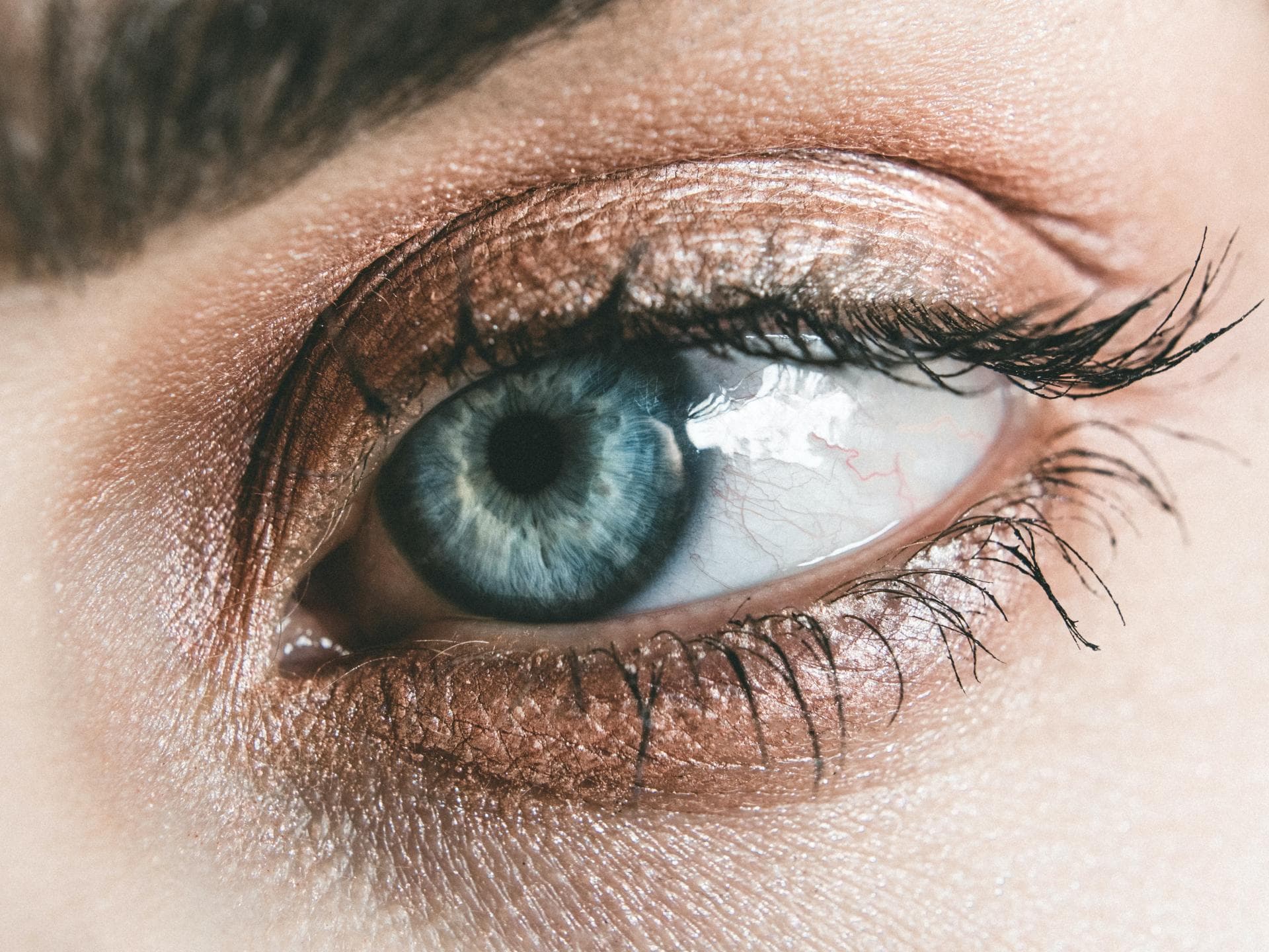 blaue Augen Mascara