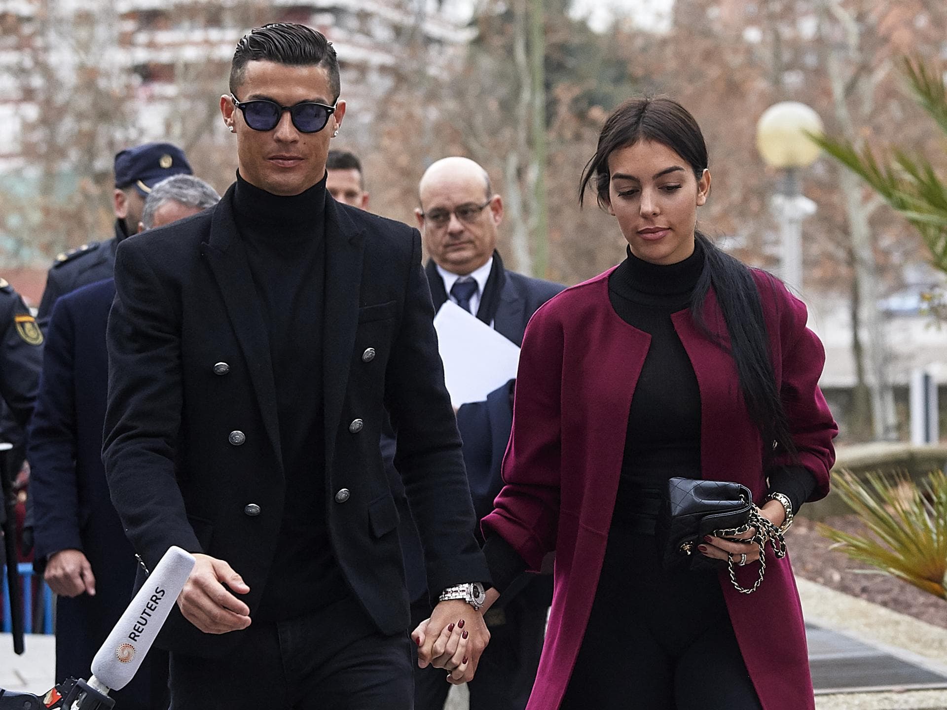 Cristiano Ronaldo & Georgina Rodriguez halten sich an den Händen
