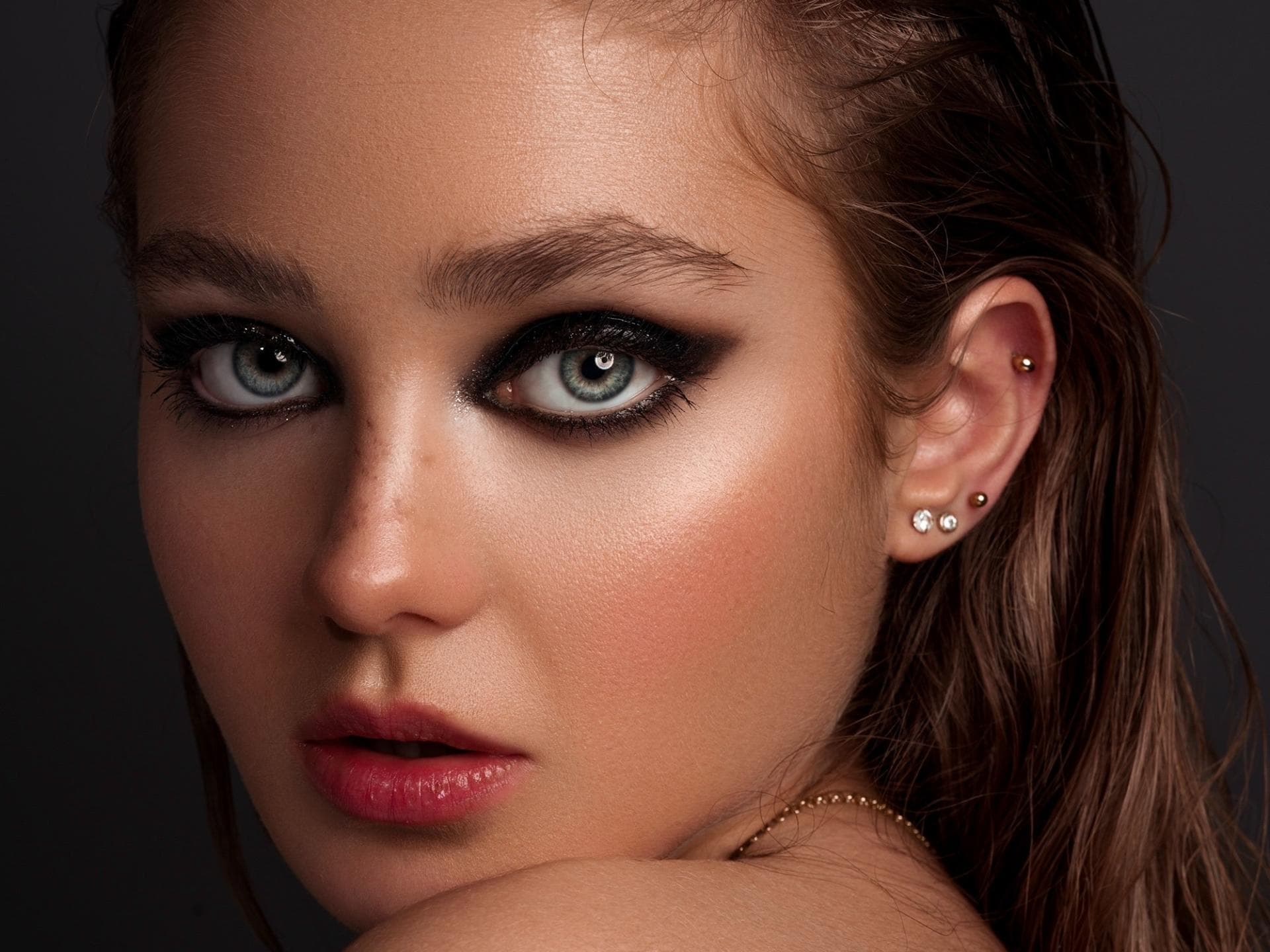 Blauen Augen Smokey Eyes