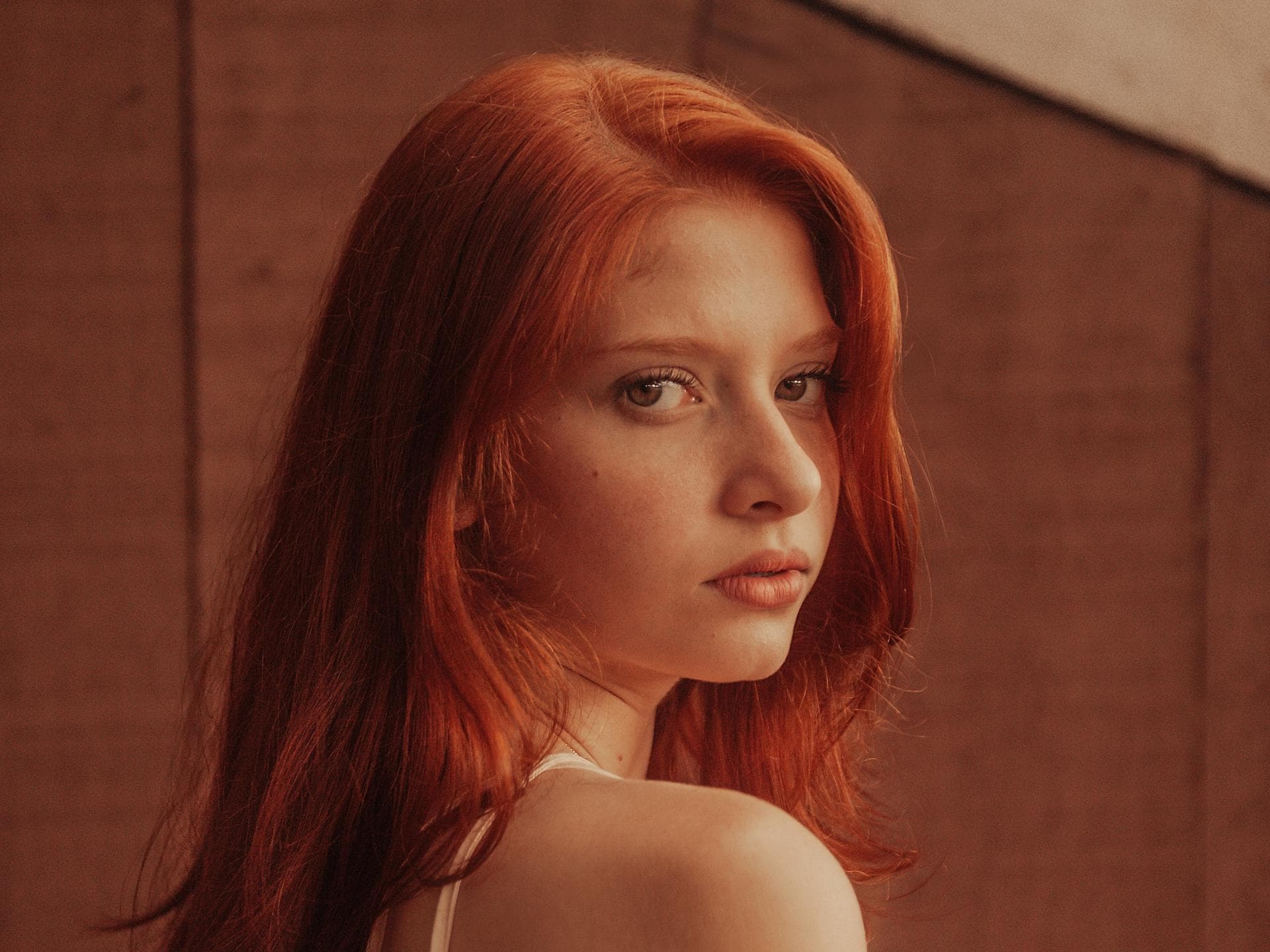 Frau mit roten Haaren