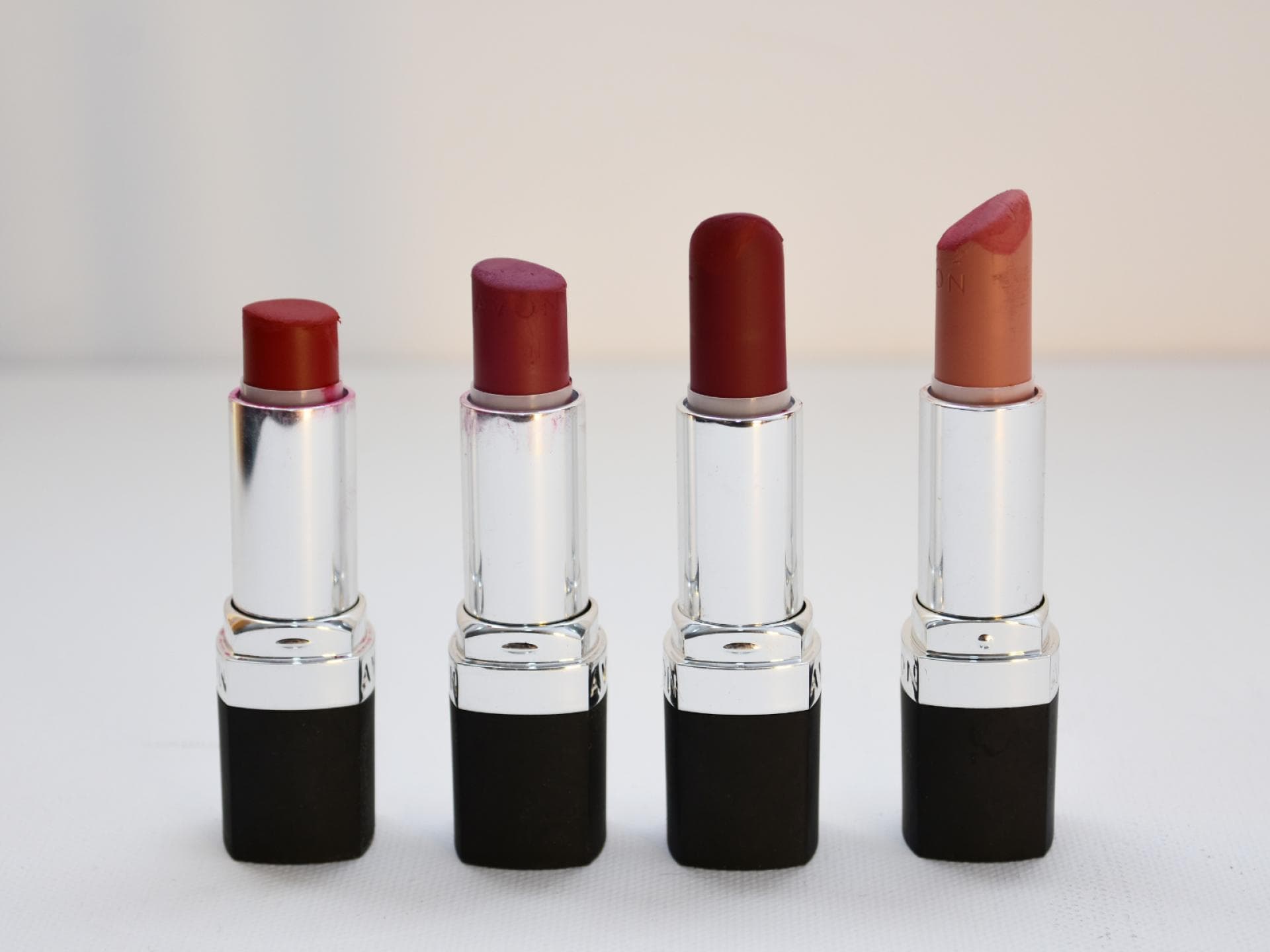 Vier Lippenstifte