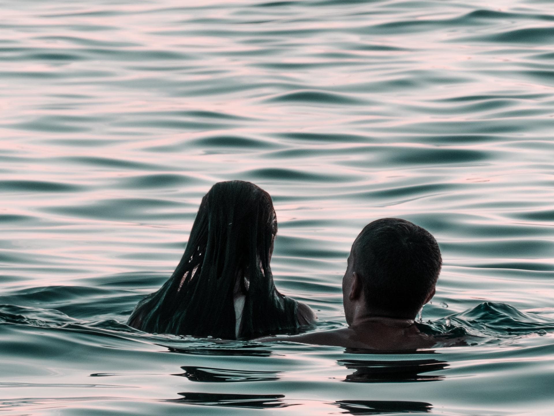 Pärchen im Wasser