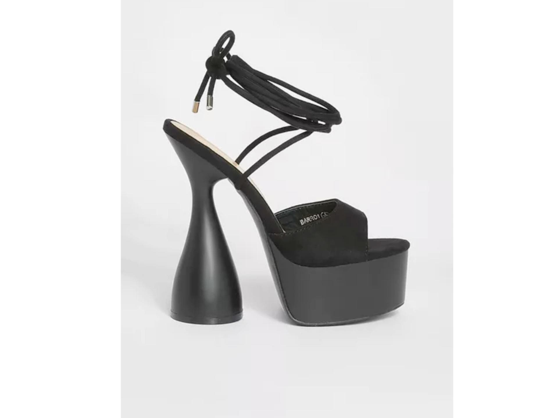 Geschnürte Platform Heels boohoo