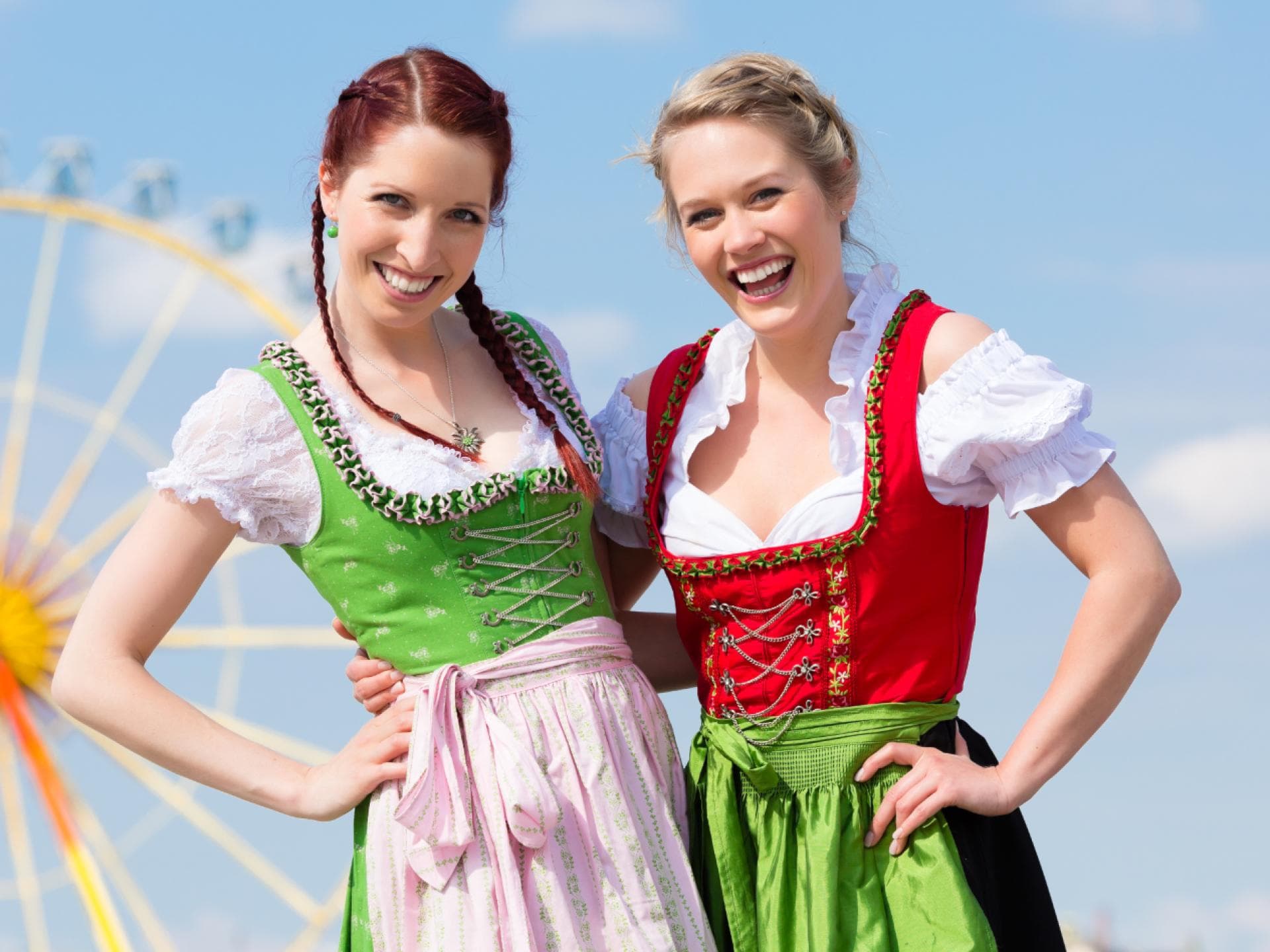 Dirndlblusen fürs Oktoberfest