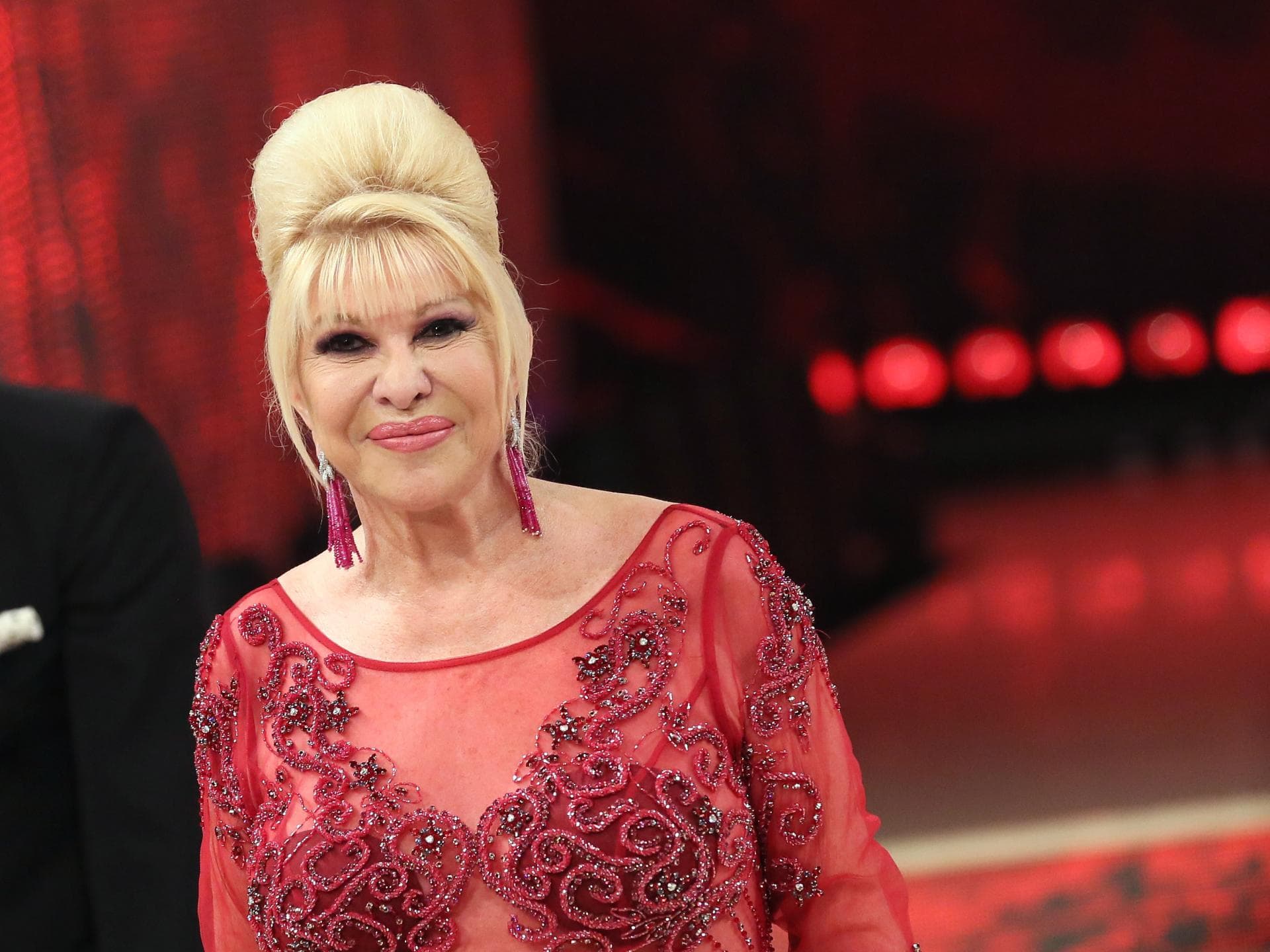 Ivana Trump rotes Kleid