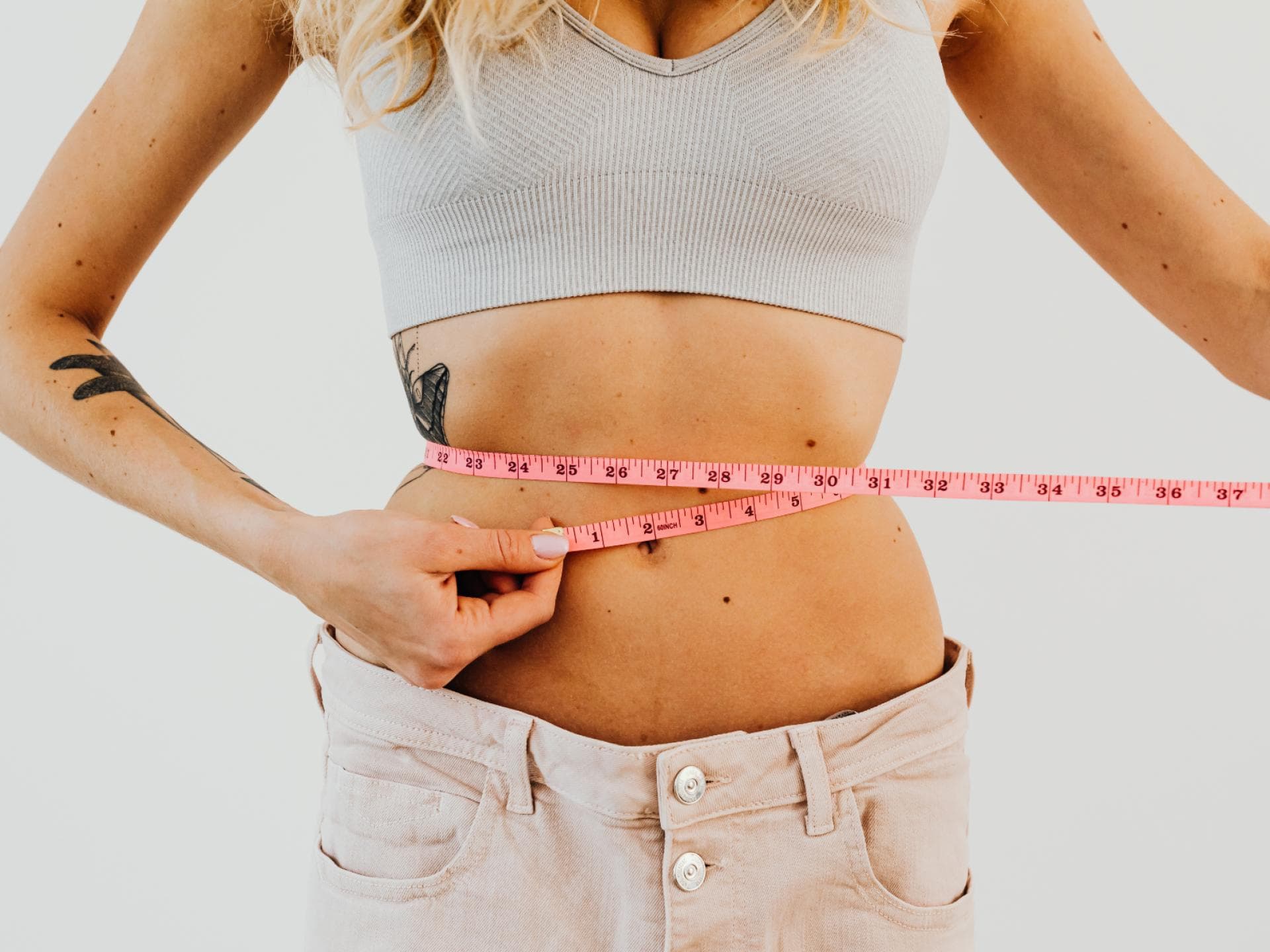 Schnell am Bauch abnehmen Tipps und Übungen