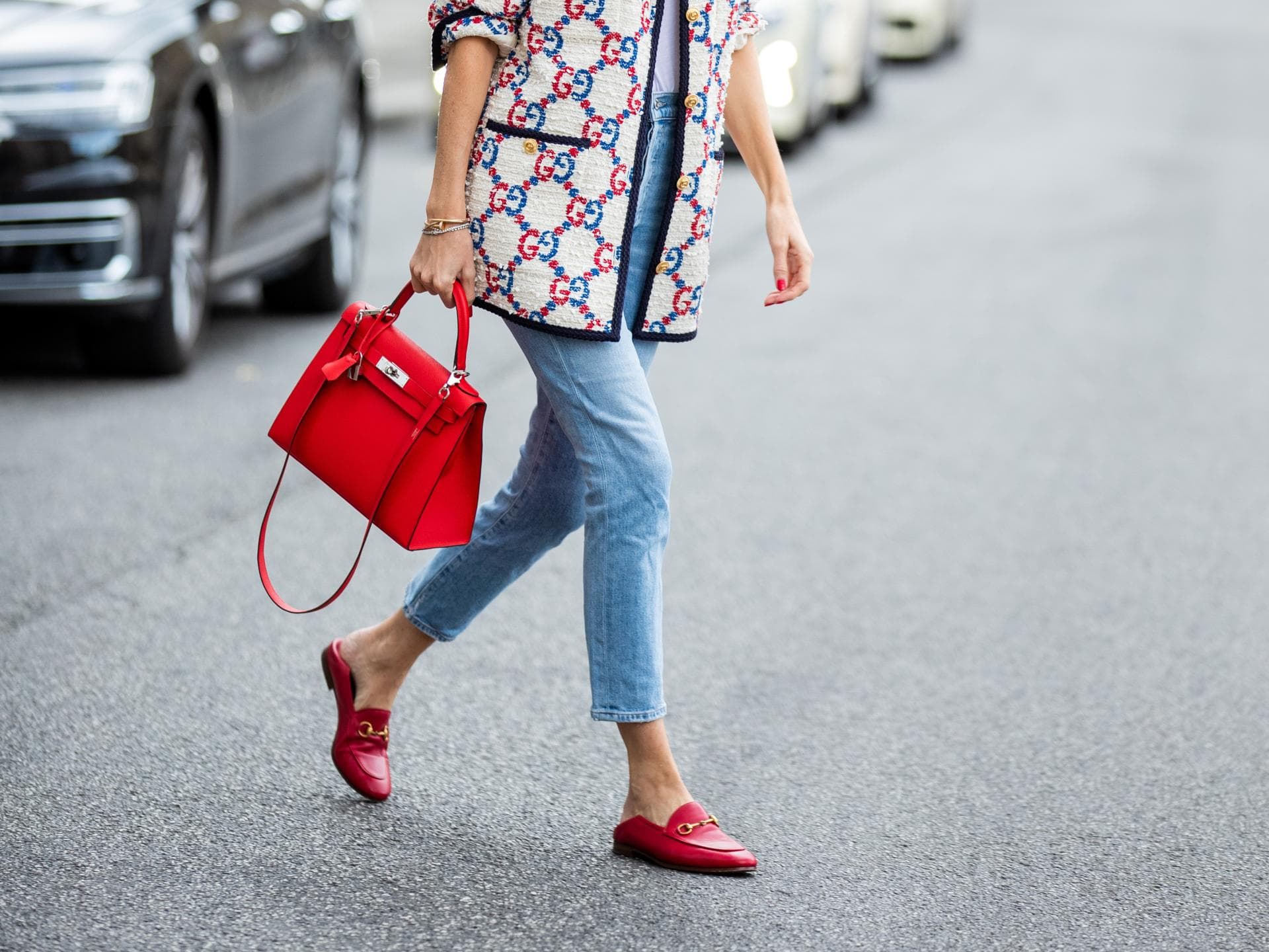 Frau mit Jeans