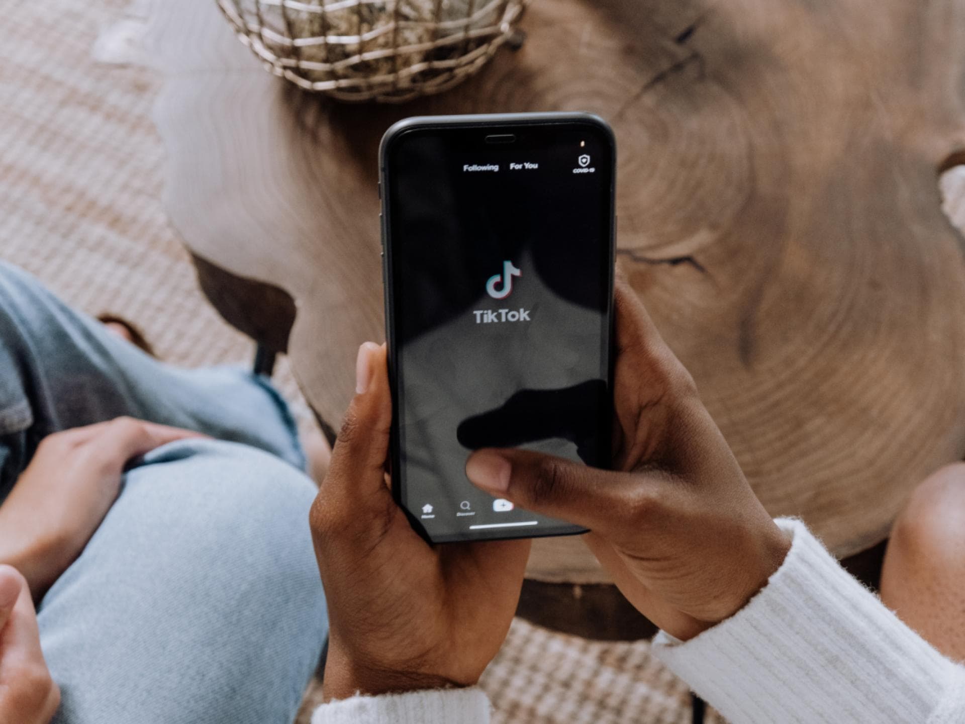  Toxic TikTok mit Tara-Louise Wittwer 