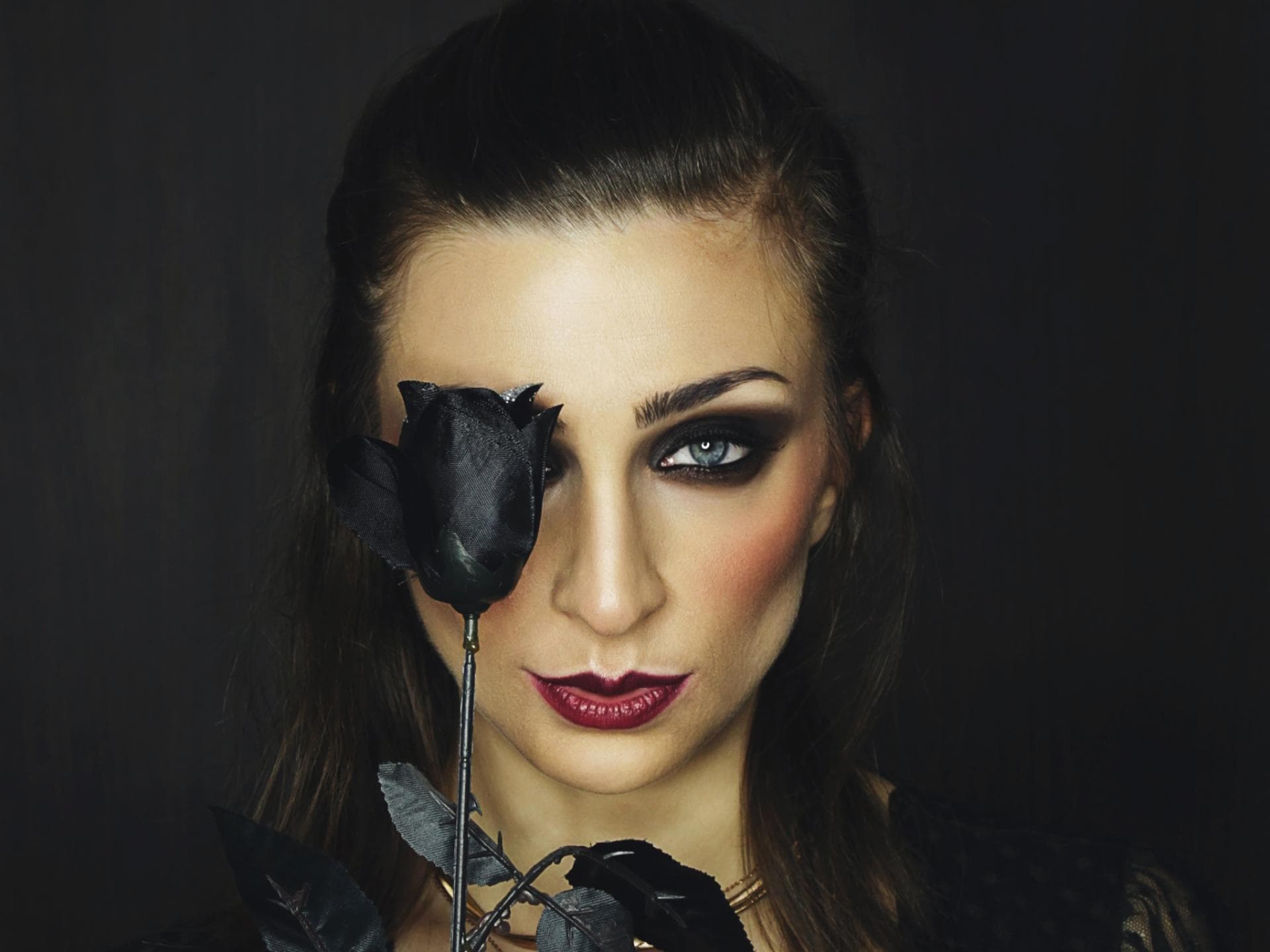 Goth Make-up
