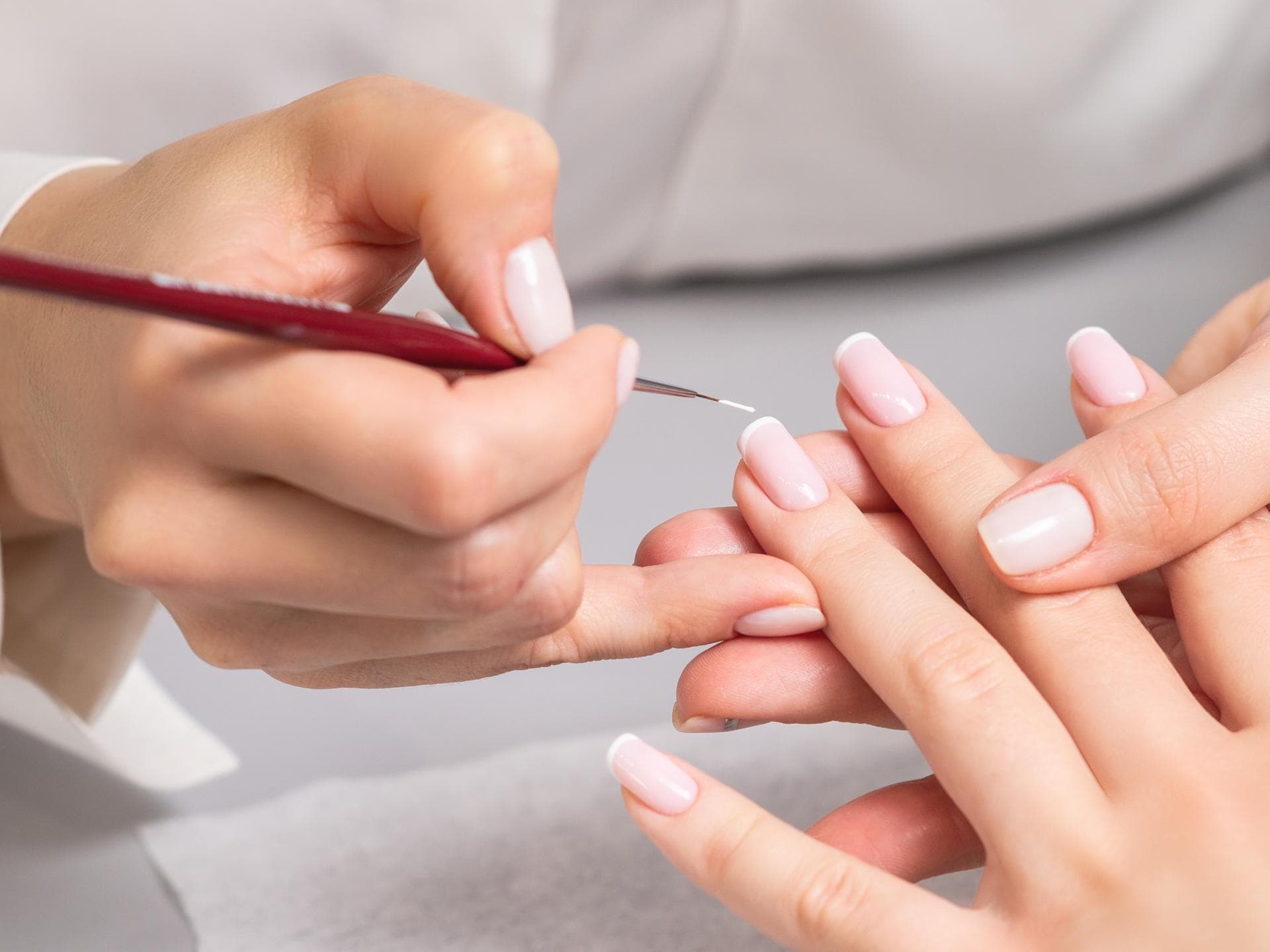 filigrane French Manicure
