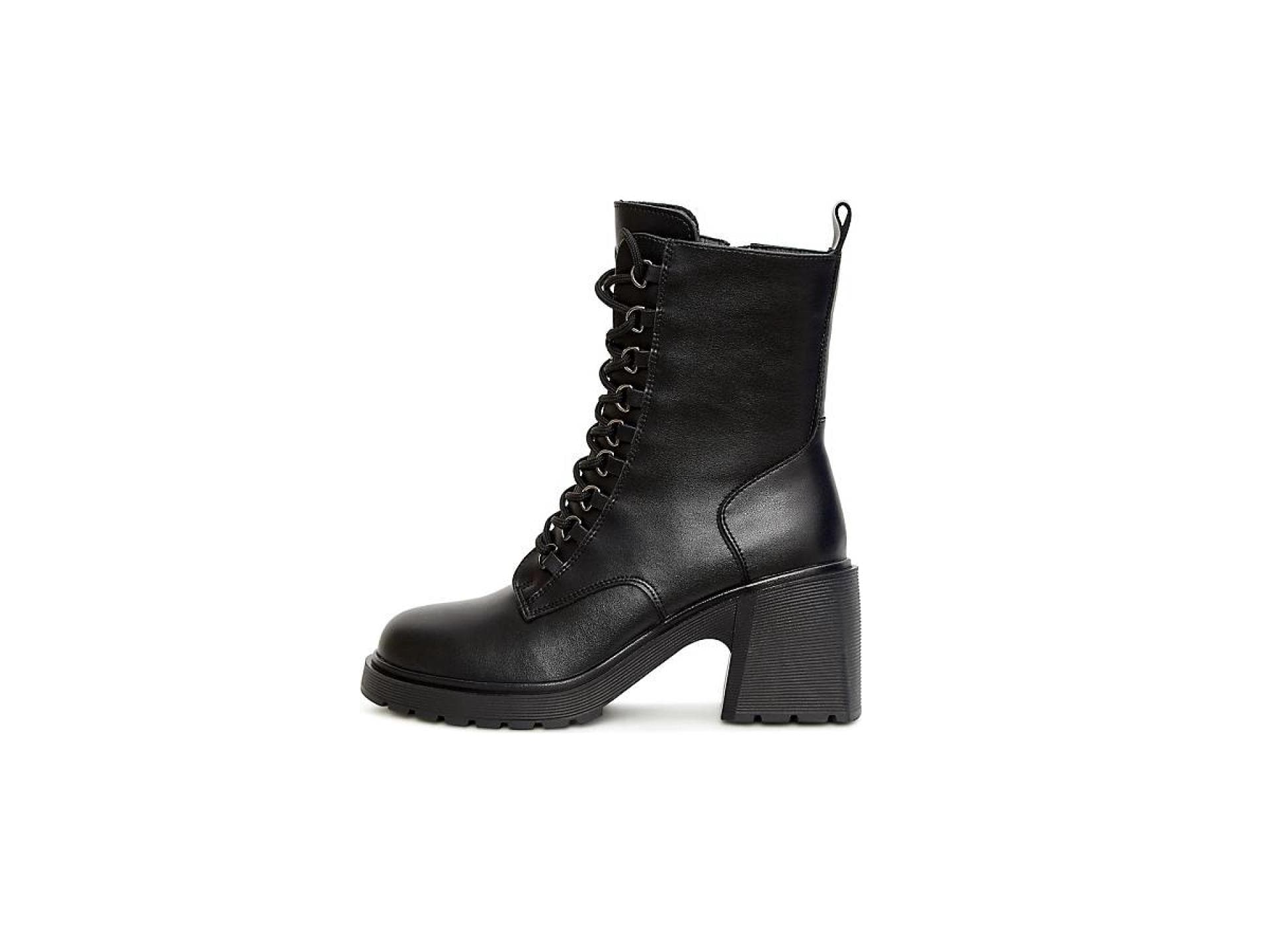 Lederschuhe mit Blockabsatz und Schnürung von Cesare Gaspari